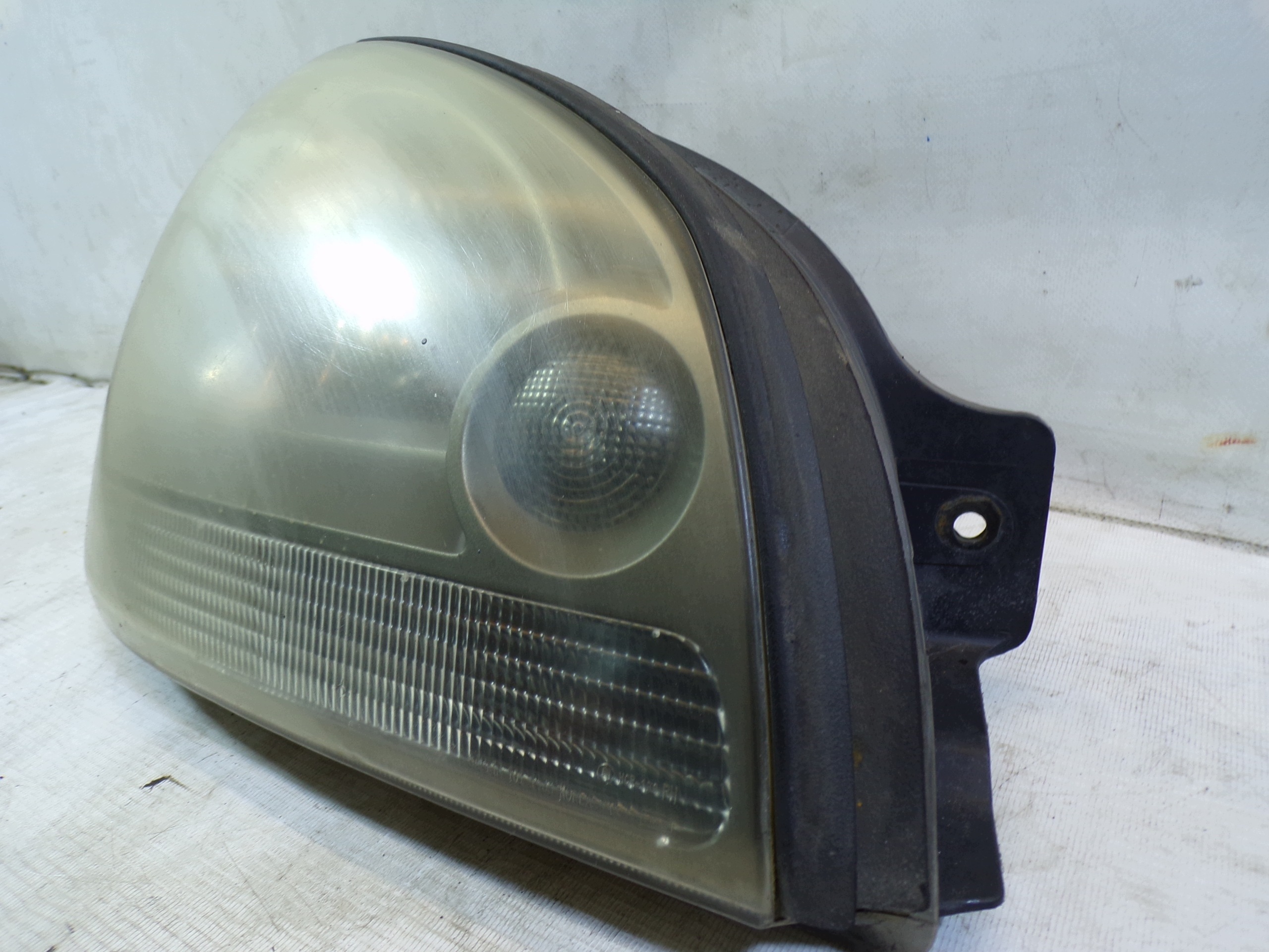 light front front right HYUNDAI TUCSON 1 and