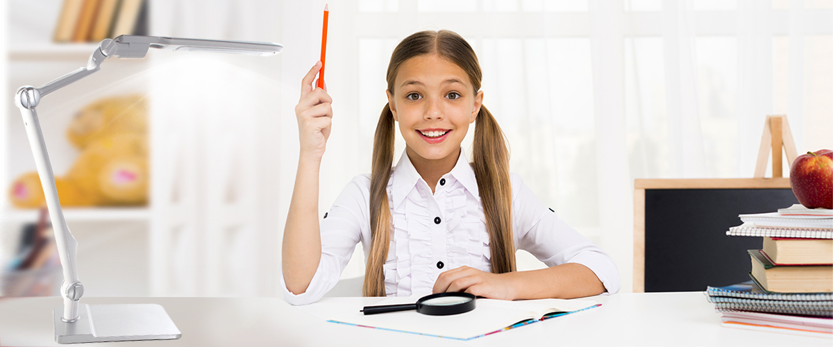 Lampka szkolna biurkowa dla dziecka na biurko LED Mocowanie klips