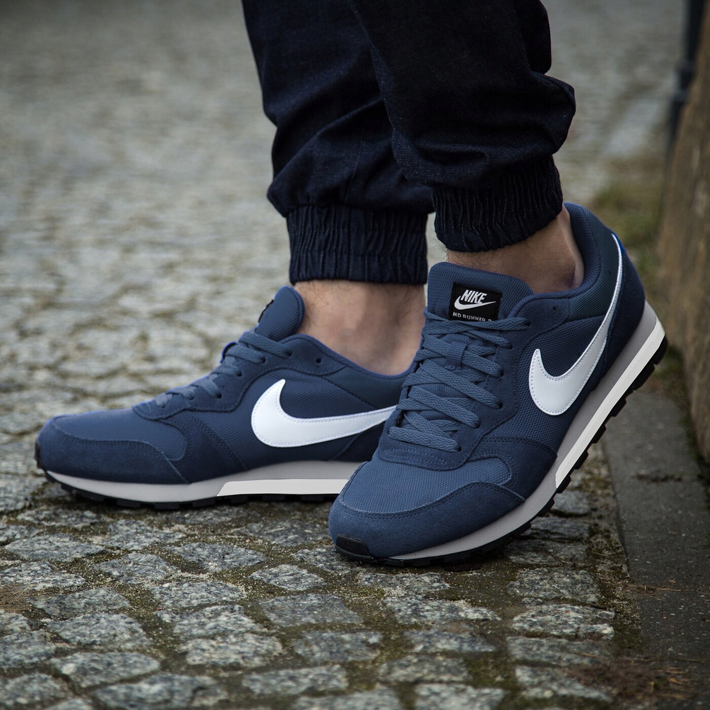 BUTY NIKE MD RUNNER 2 NIEBIESKIE r.40 Materiał wkładki inny
