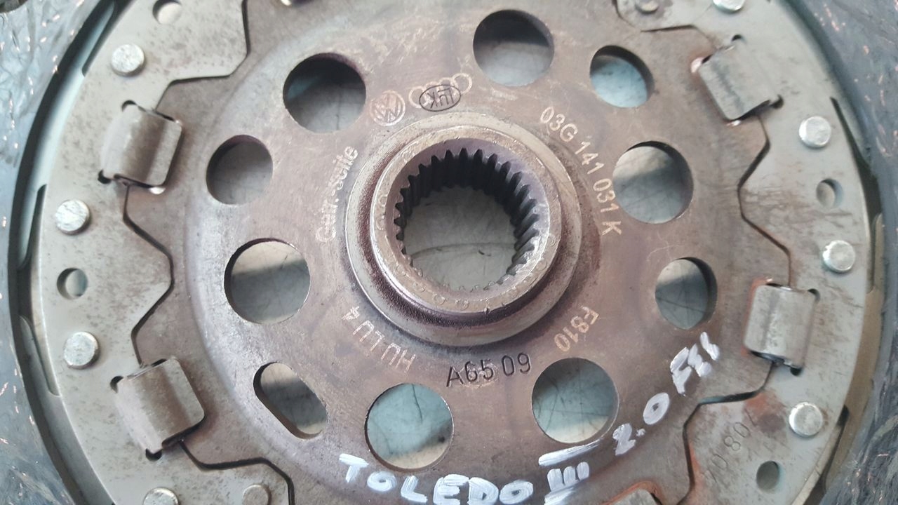 wheel flywheel Seat Toledo III 2,0 TSI