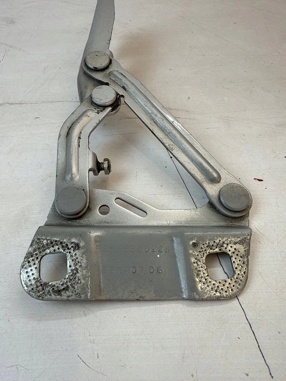 hinge bonnets front front right Mercedes R klasa W251 W164 ML