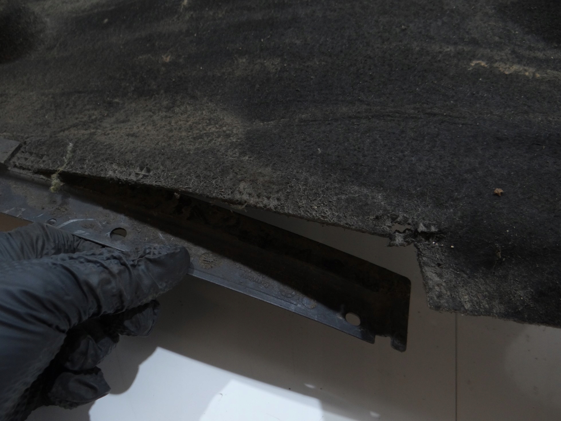 mudguard right front front BMW F07 M PAKIET OE (16657880)