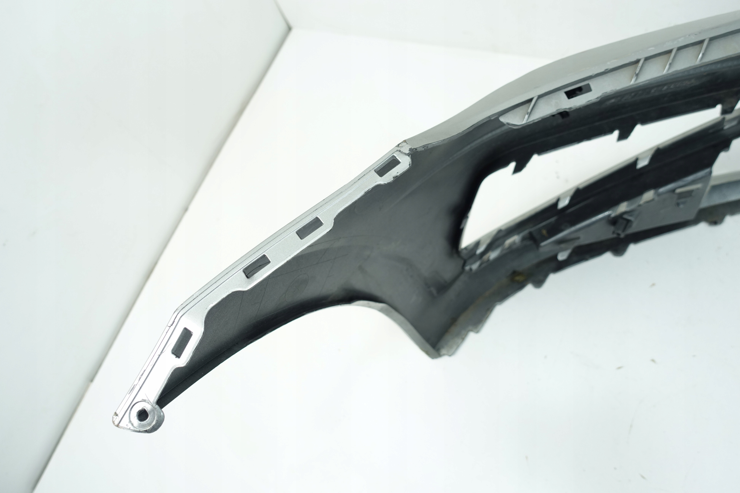 bumper front front VW SPORTSVAN LIFT 510807221M