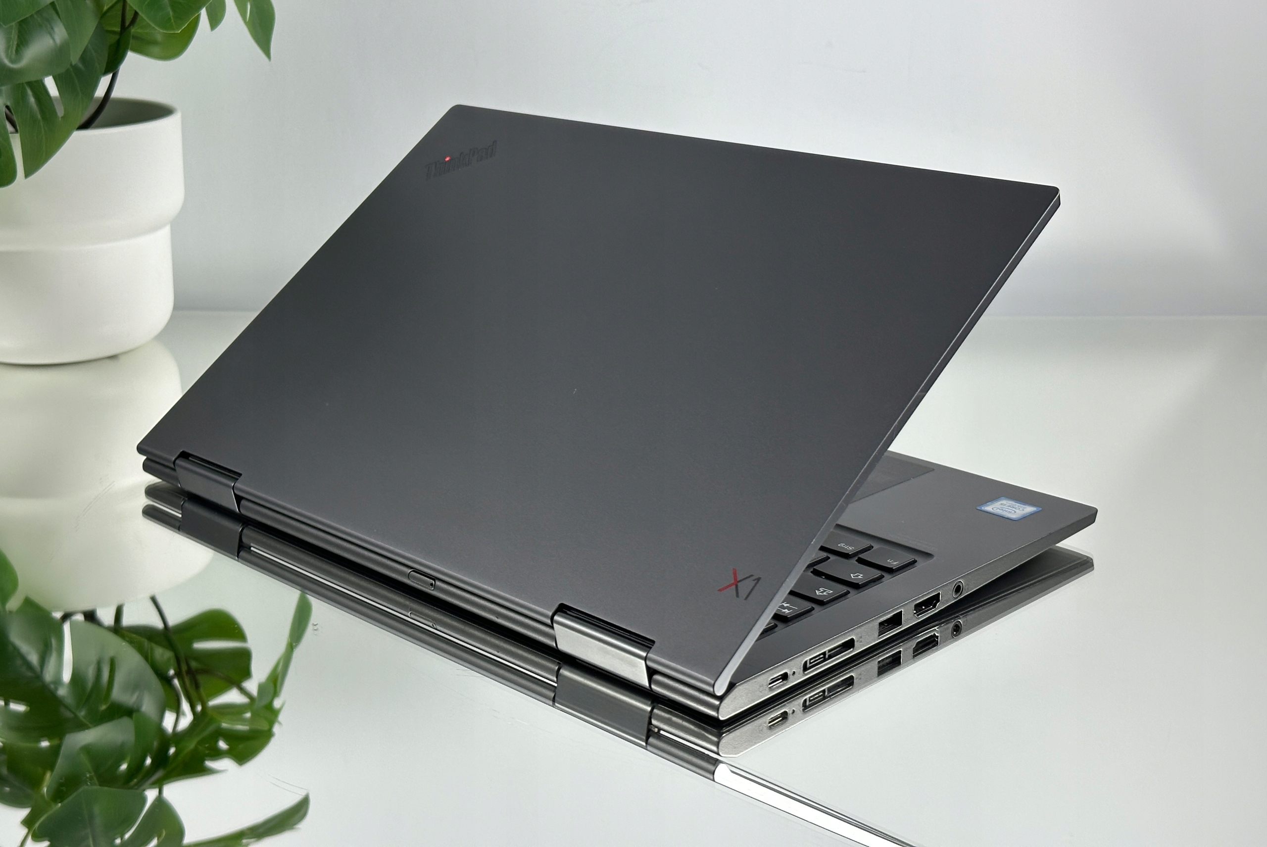 Powrót Króla Lenovo X1 Yoga G4 16GB 512GB SSD + Rysik Premium Biznes i Dom System operacyjny Windows 11 Professional