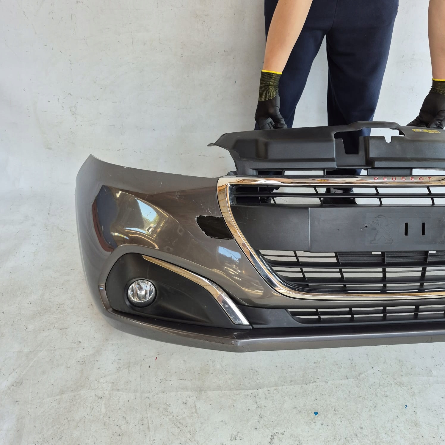 PEUGEOT 208 and LIFT 15- bumper front front 9810513777