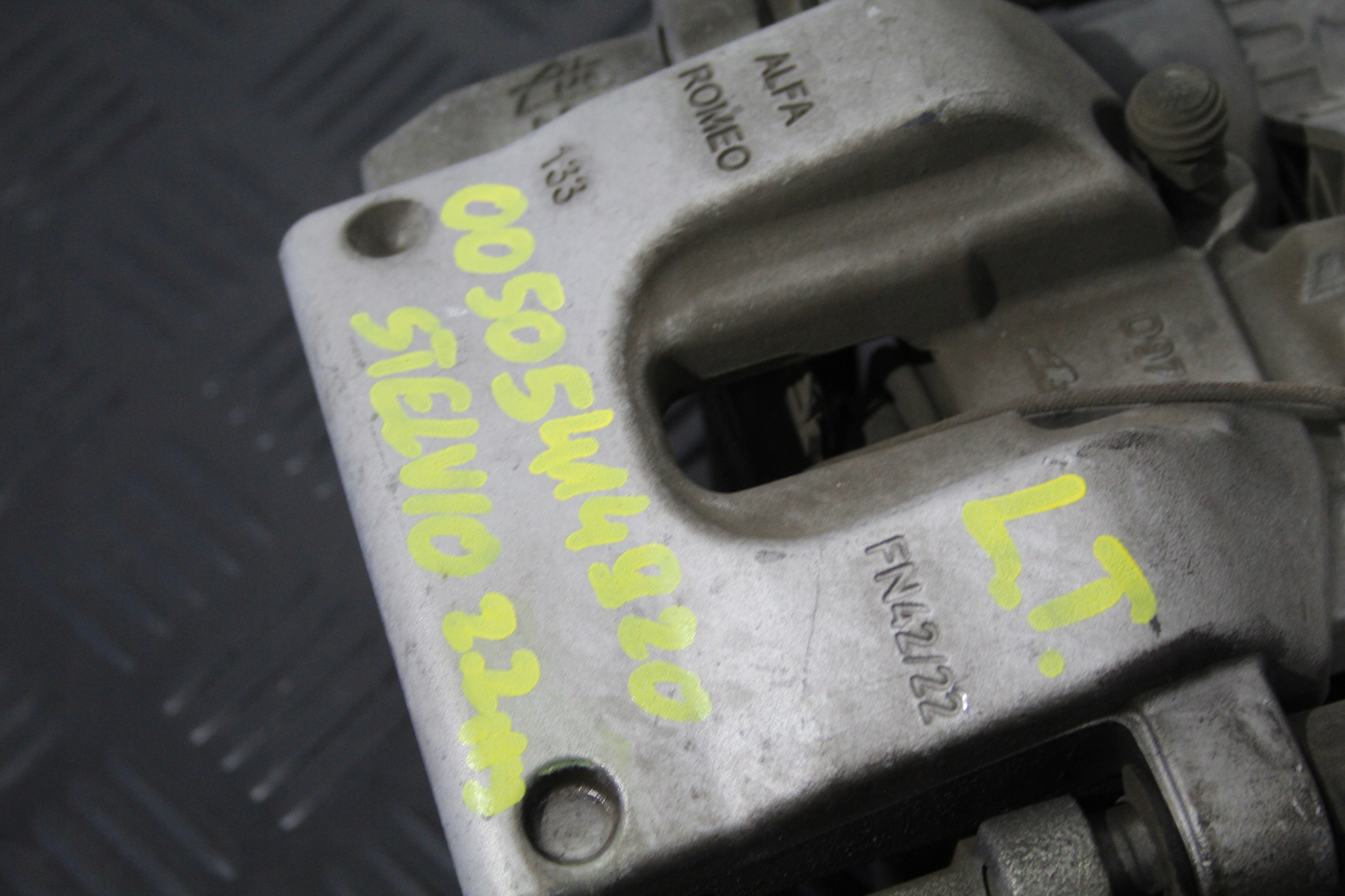 caliper brake left rear part STELVIO 00505414920