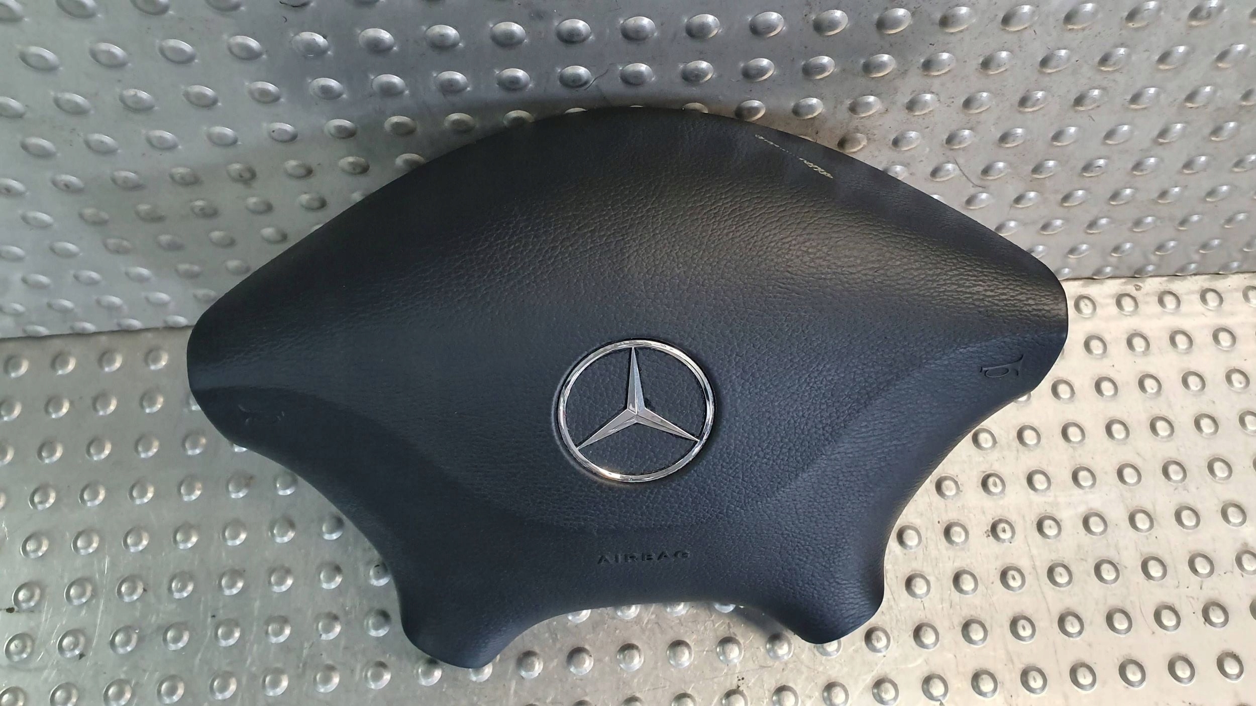 Airbag Deckel AIRBAG MERCEDES SPRINTER W906 06- A9068601202