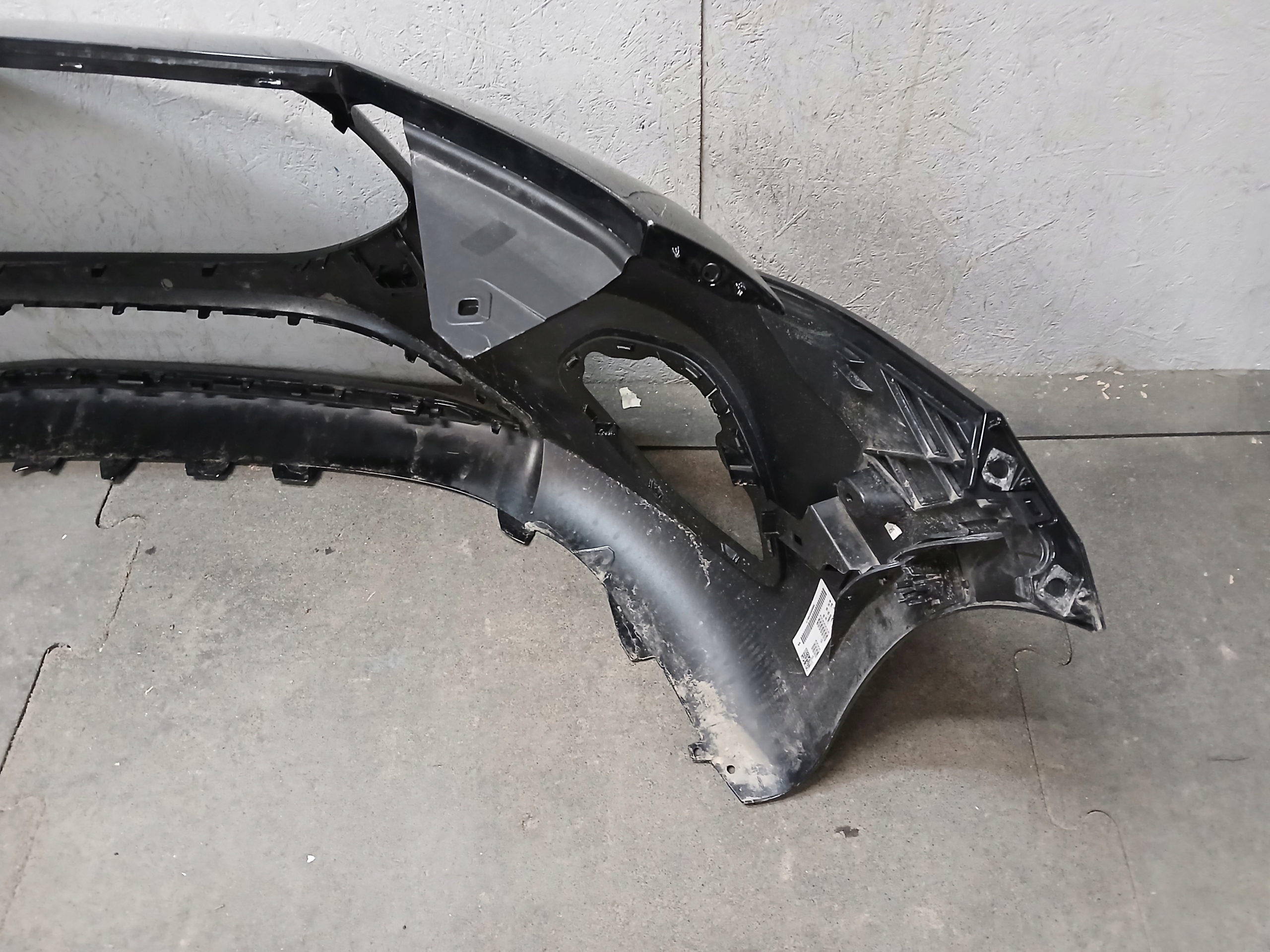 nárazník předek MERCEDES A KLASA W177 LIFT