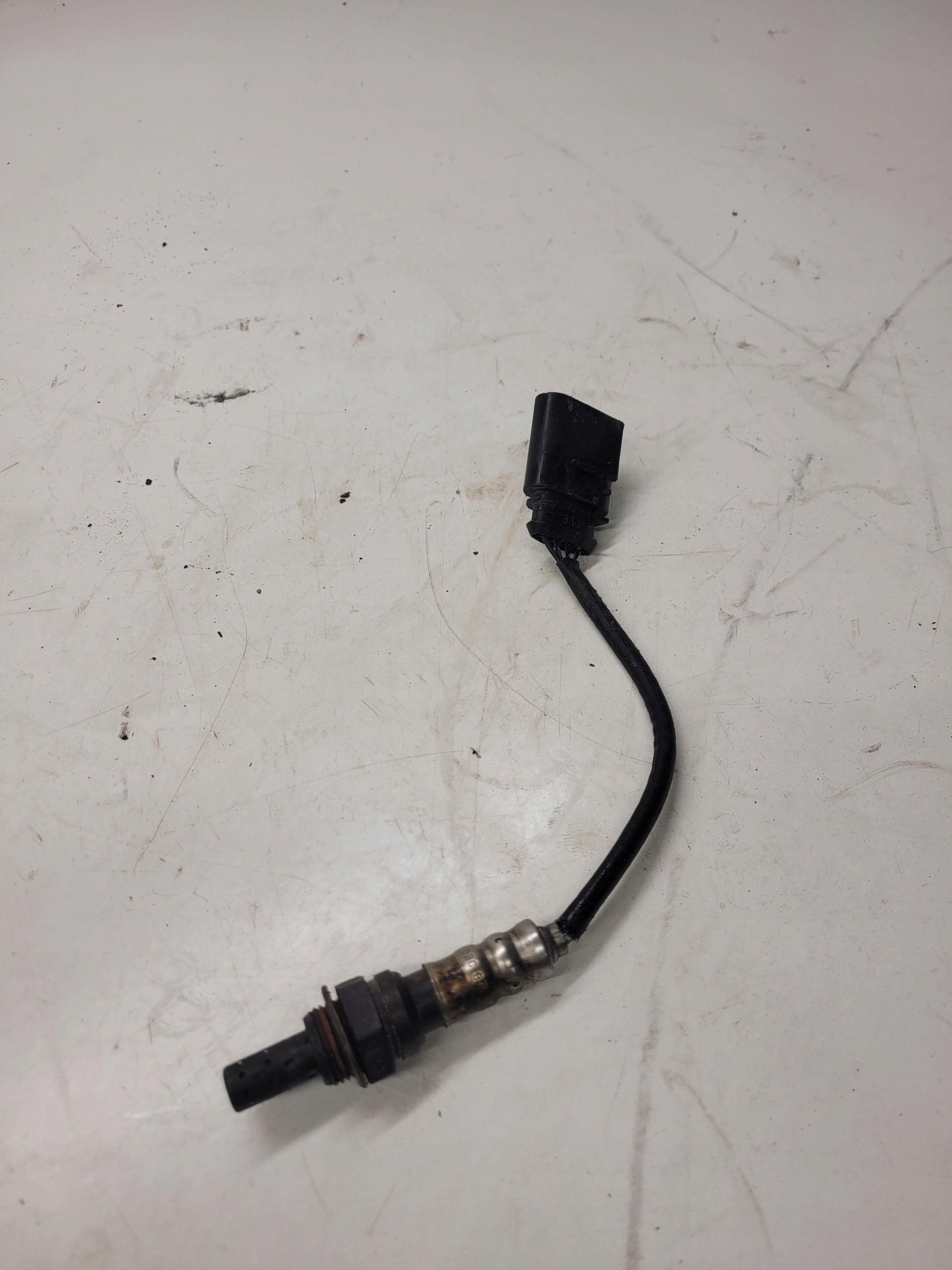 CZUJNIK TEMPERATURY SPALIN SONDA 03C906262