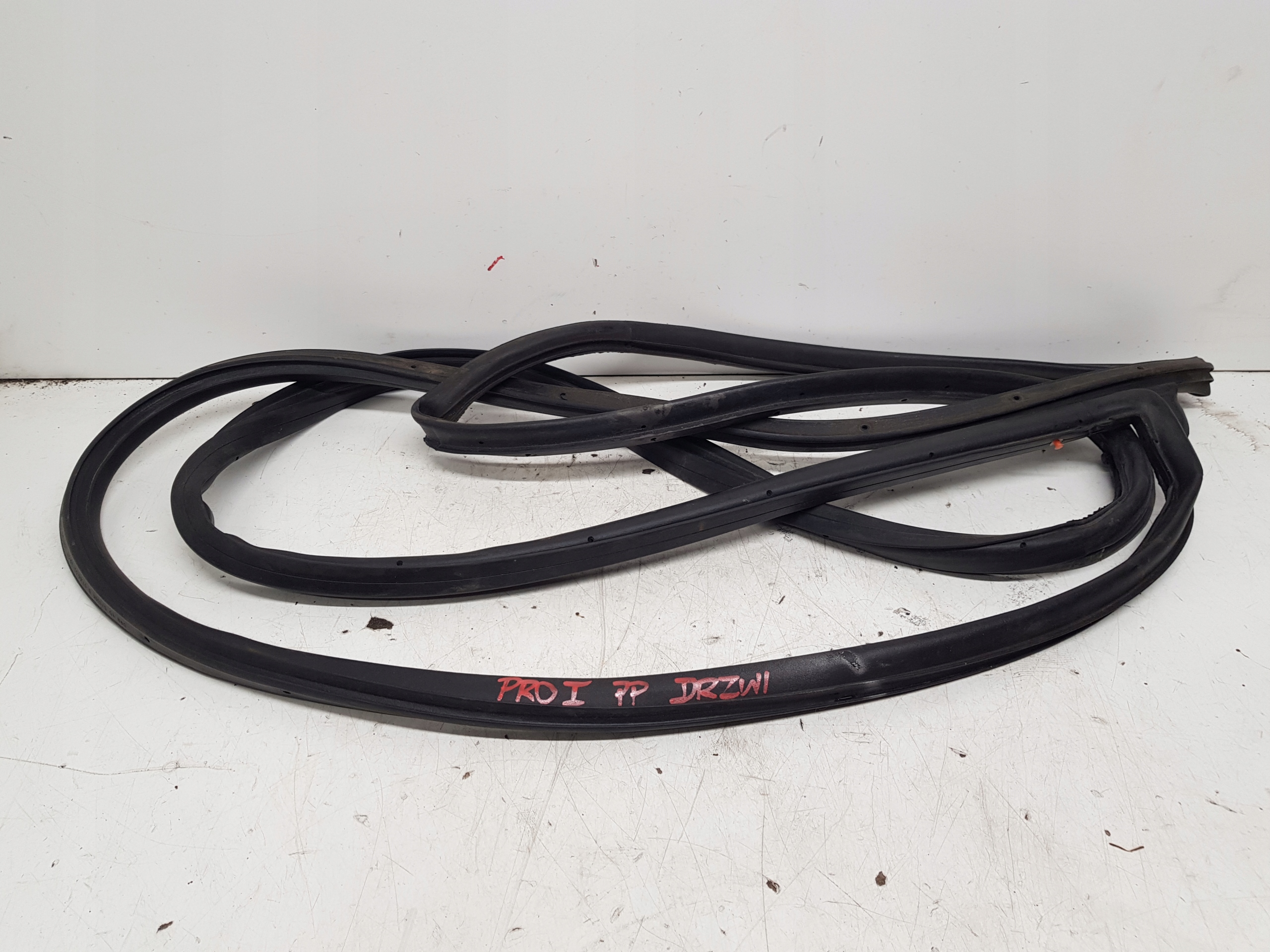 KIA PRO CEED and gasket bodywork door right front 2006-12R