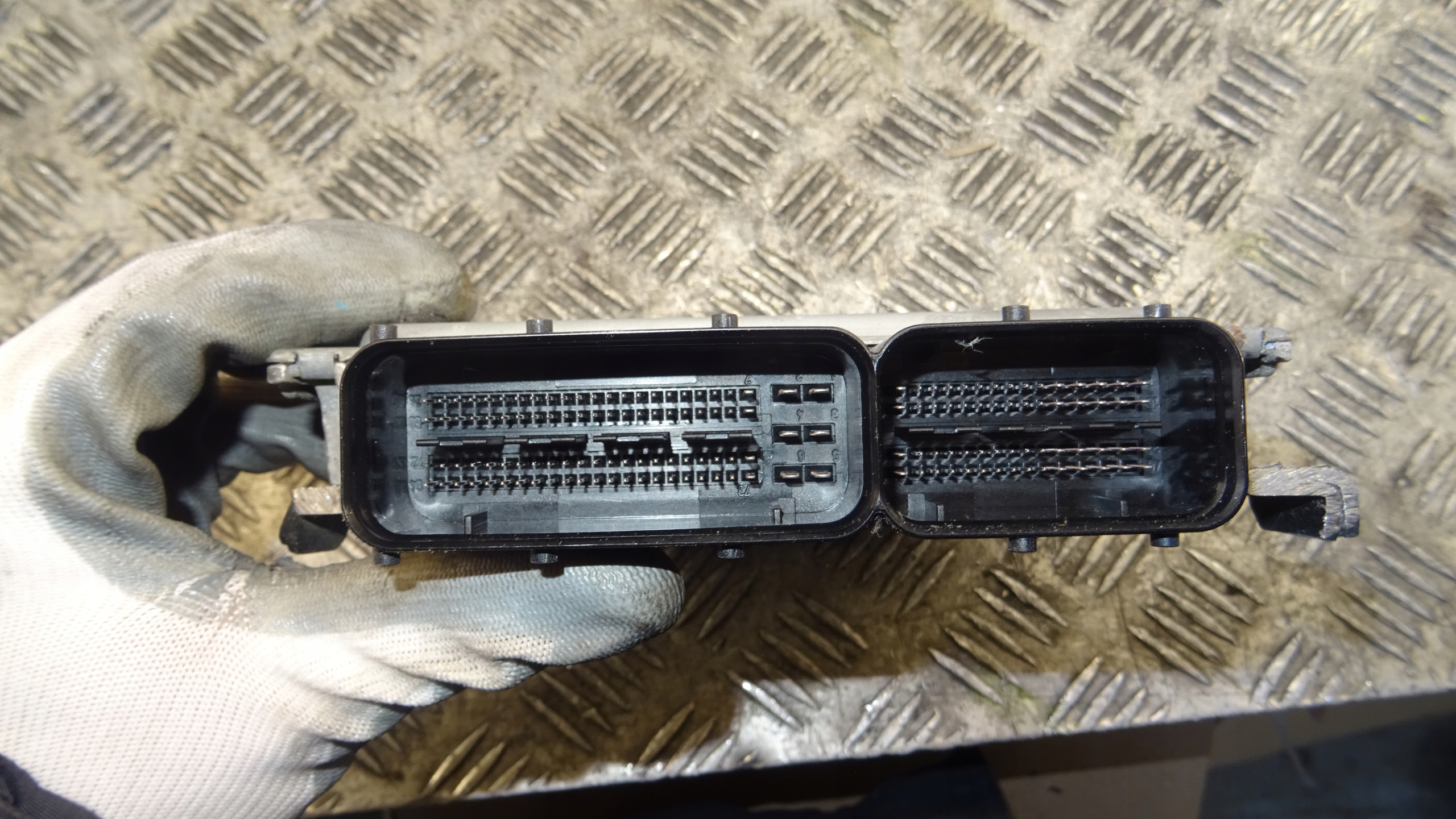 control unit of the engine Seat Altea Continental 03L906023GG