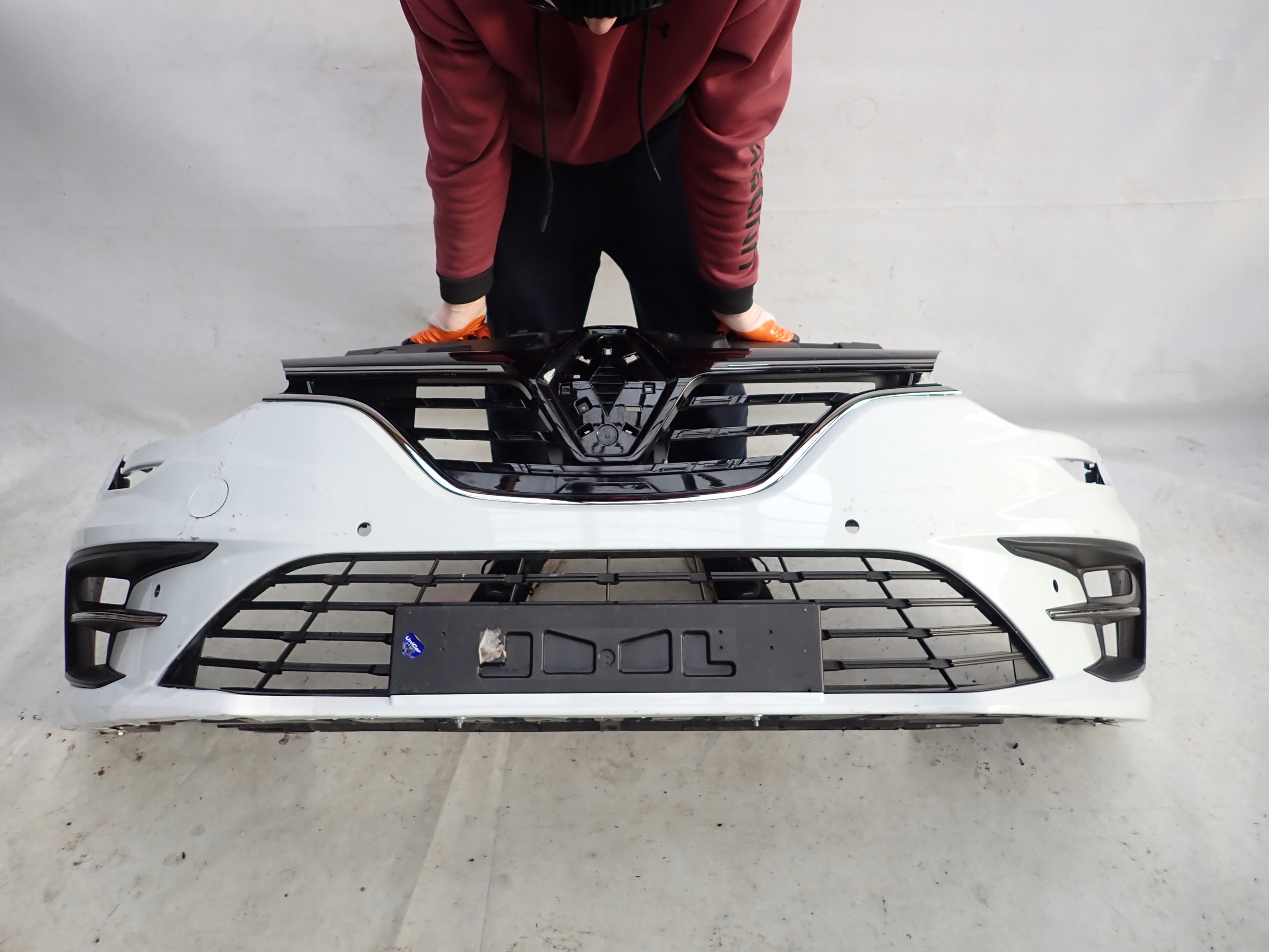 RENAULT MEGANE IV LIFT 20- bumper front front PDC