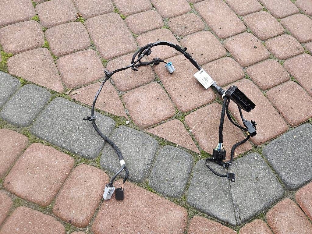 wiring bundle tunelu srodkowego Opel Astra K 39239200