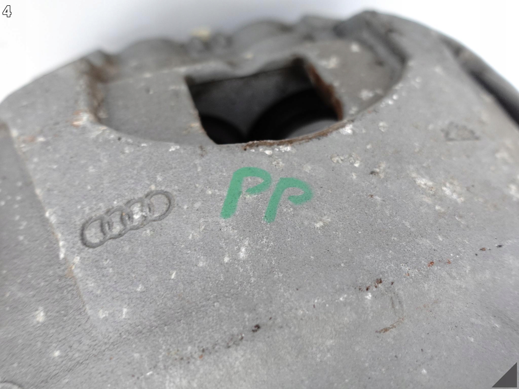 AUDI A8 S8 4H0 D4 LIFT 13-17 caliper brake right front 74 KM