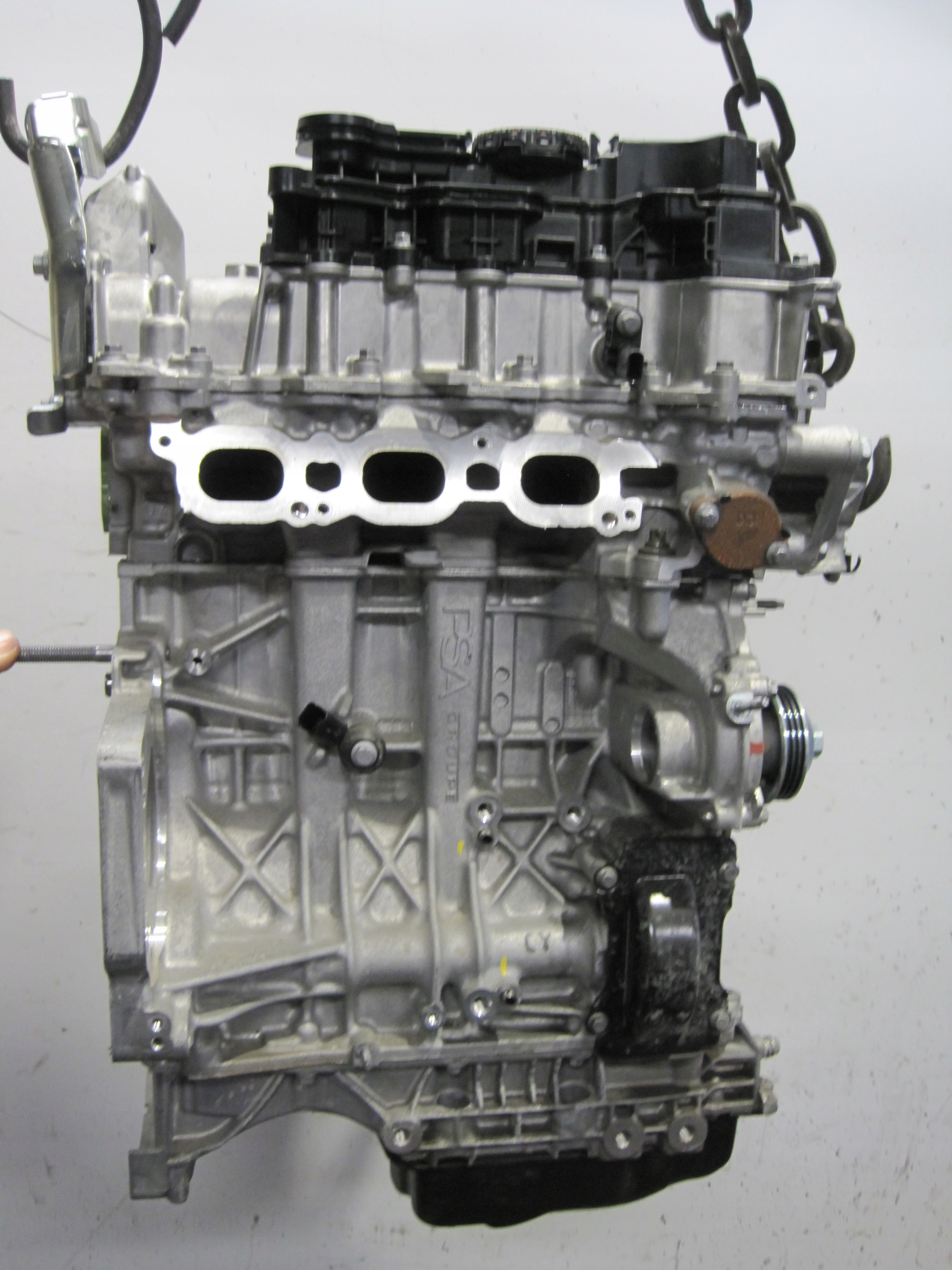 engine MOTOR pillar PEUGEOT CITROEN 1.2 THP HN09 10XRAD