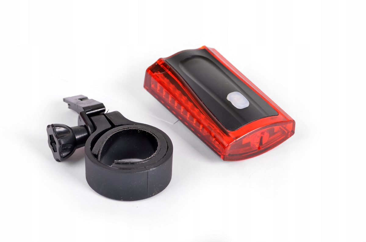 LAMPKA TYLNA OŚWIETLONE BOKI ROWEROWA 360 STOPNI Liczba trybów świecenia 1