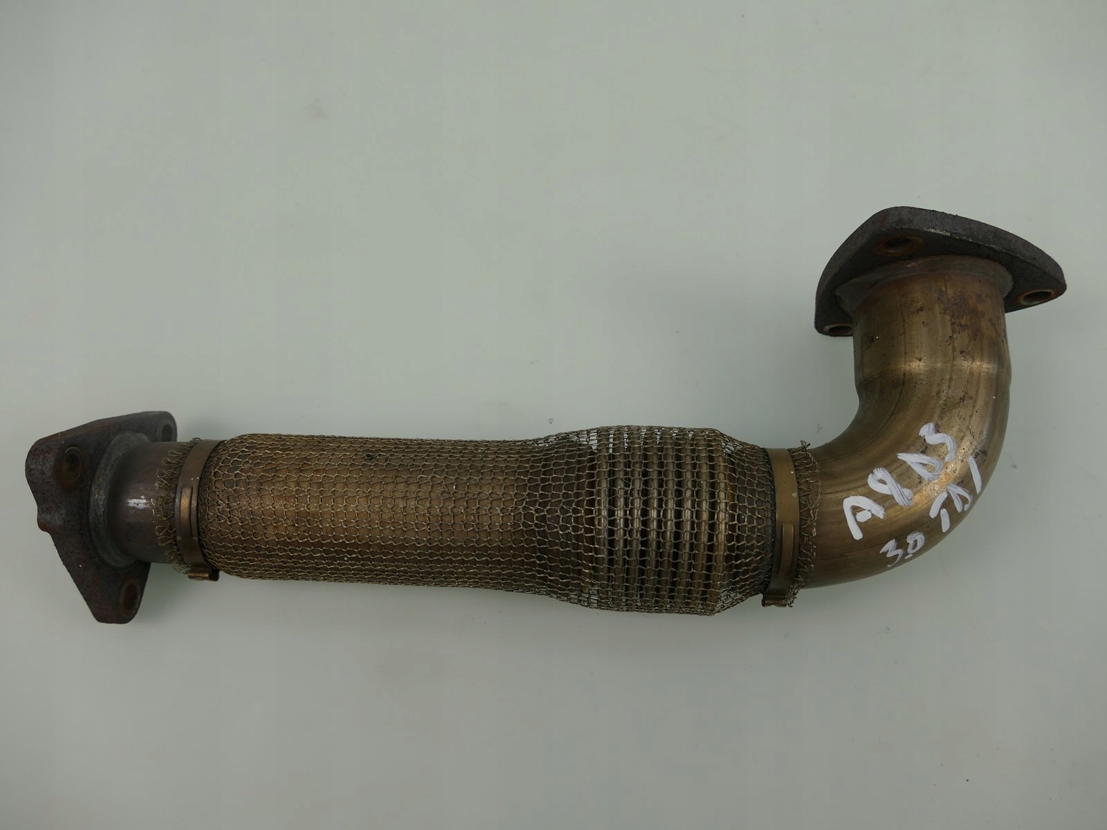 AUDI A8 D3 3.0 TDI pipe of an exhaust header pipe