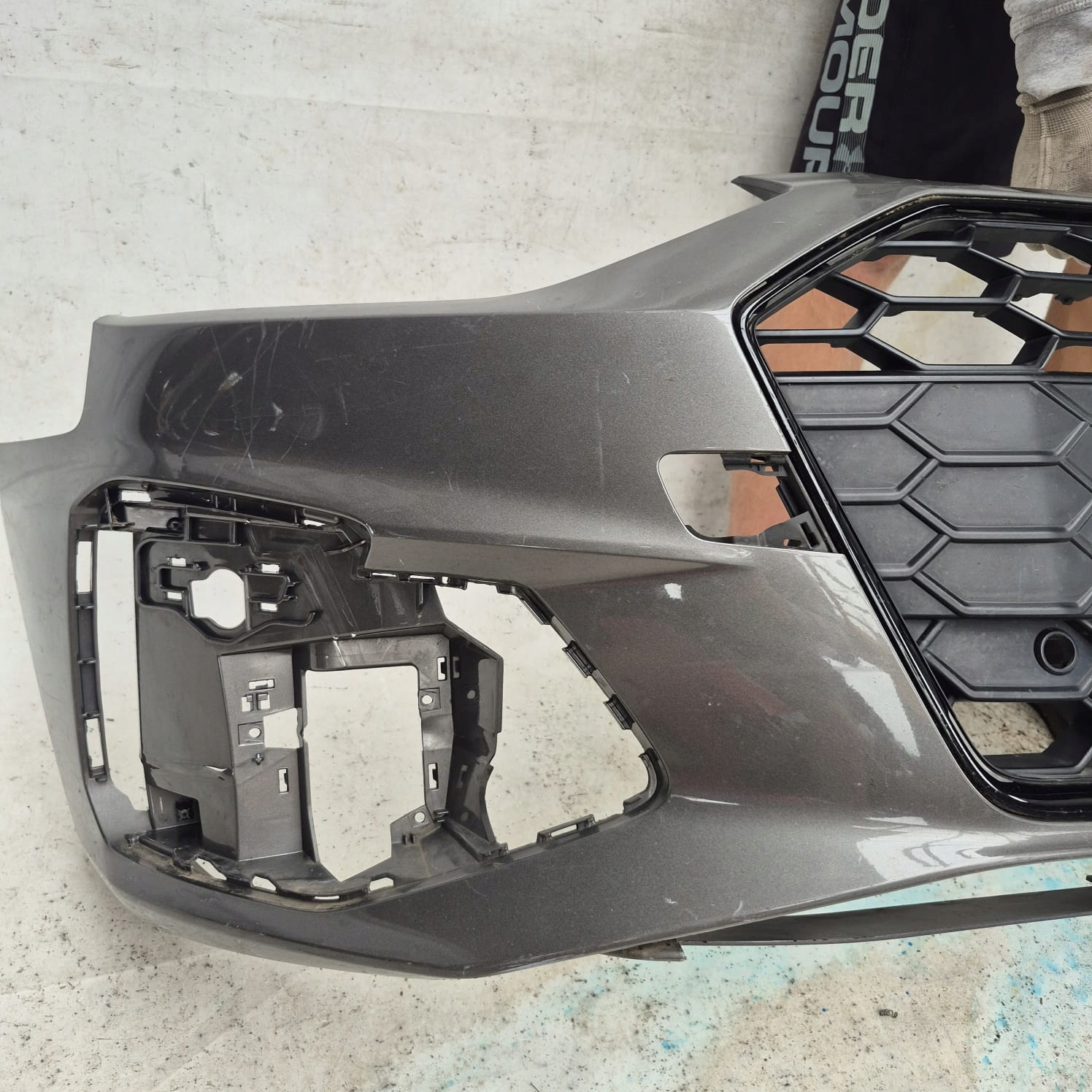 AUDI A4 B9 8W S-LINE LIFT 19-24 bumper front front PDC