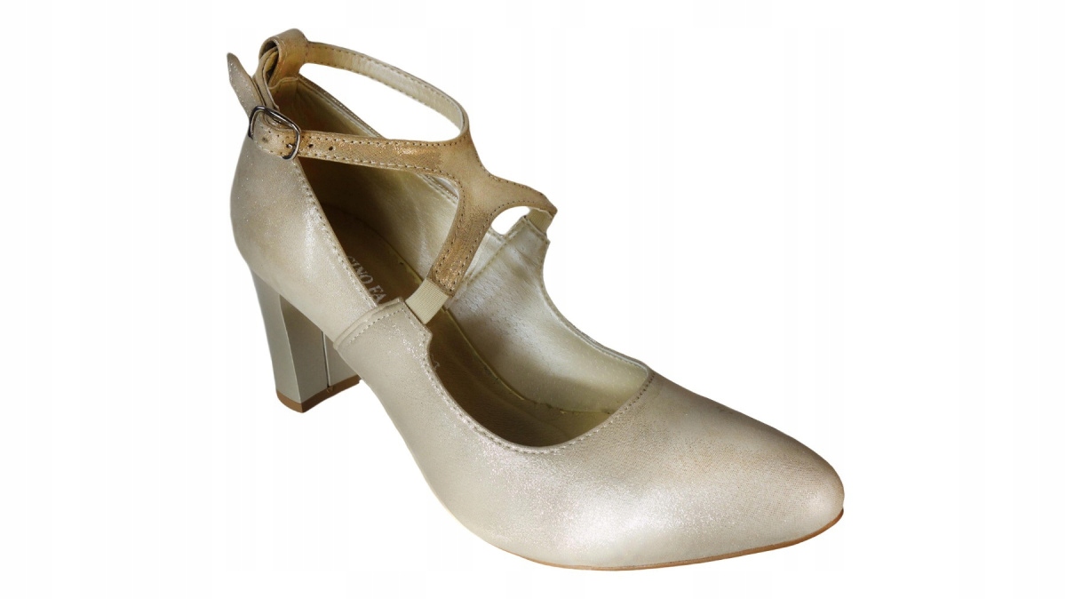 

Czółenka beż na szerszą stopę obcas 7,5cm nr.38