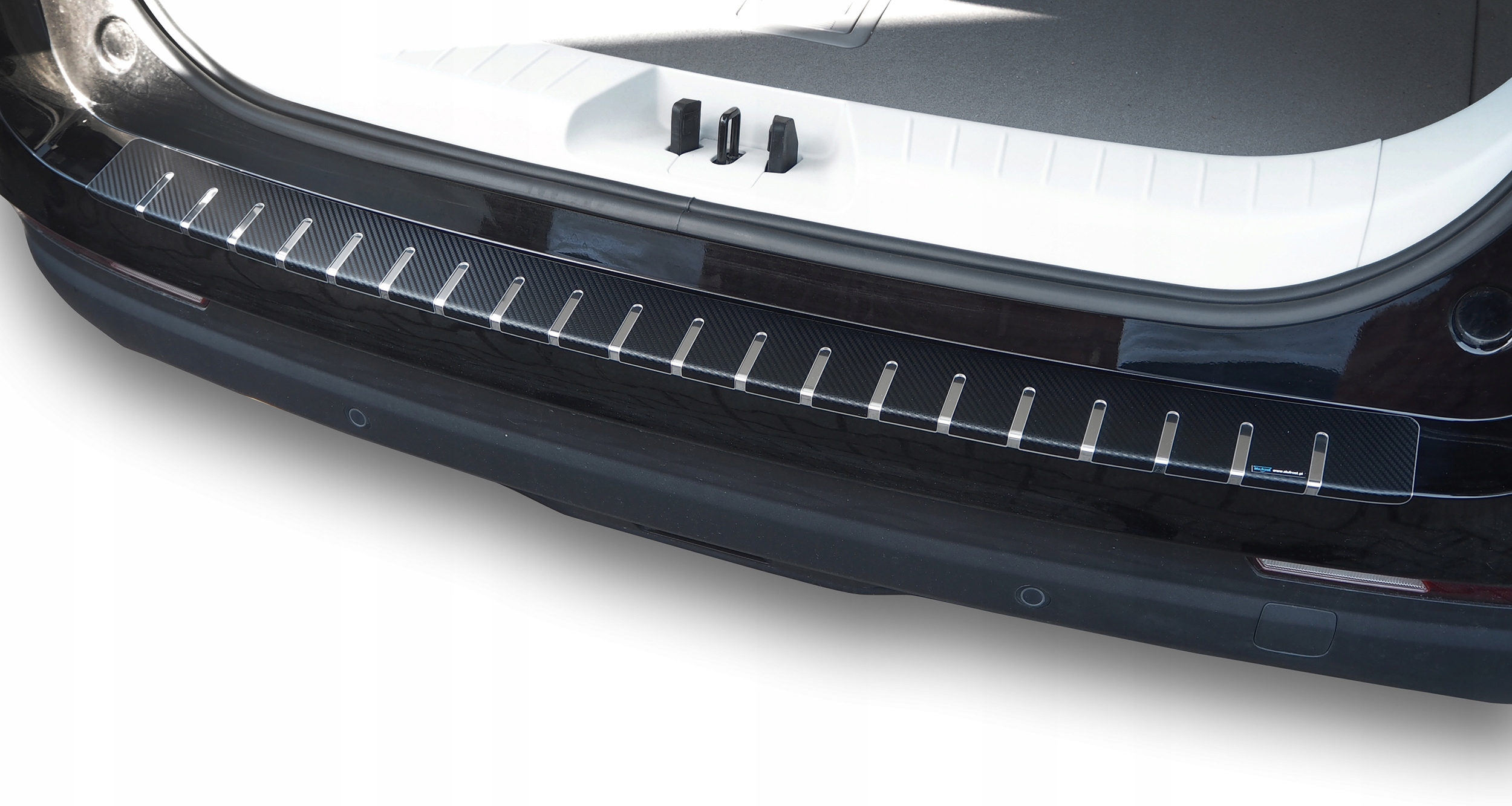 FORTHING U-TOUR 2024- NAKŁADKA LISTWA NA ZDERZAK Producent Alu-frost