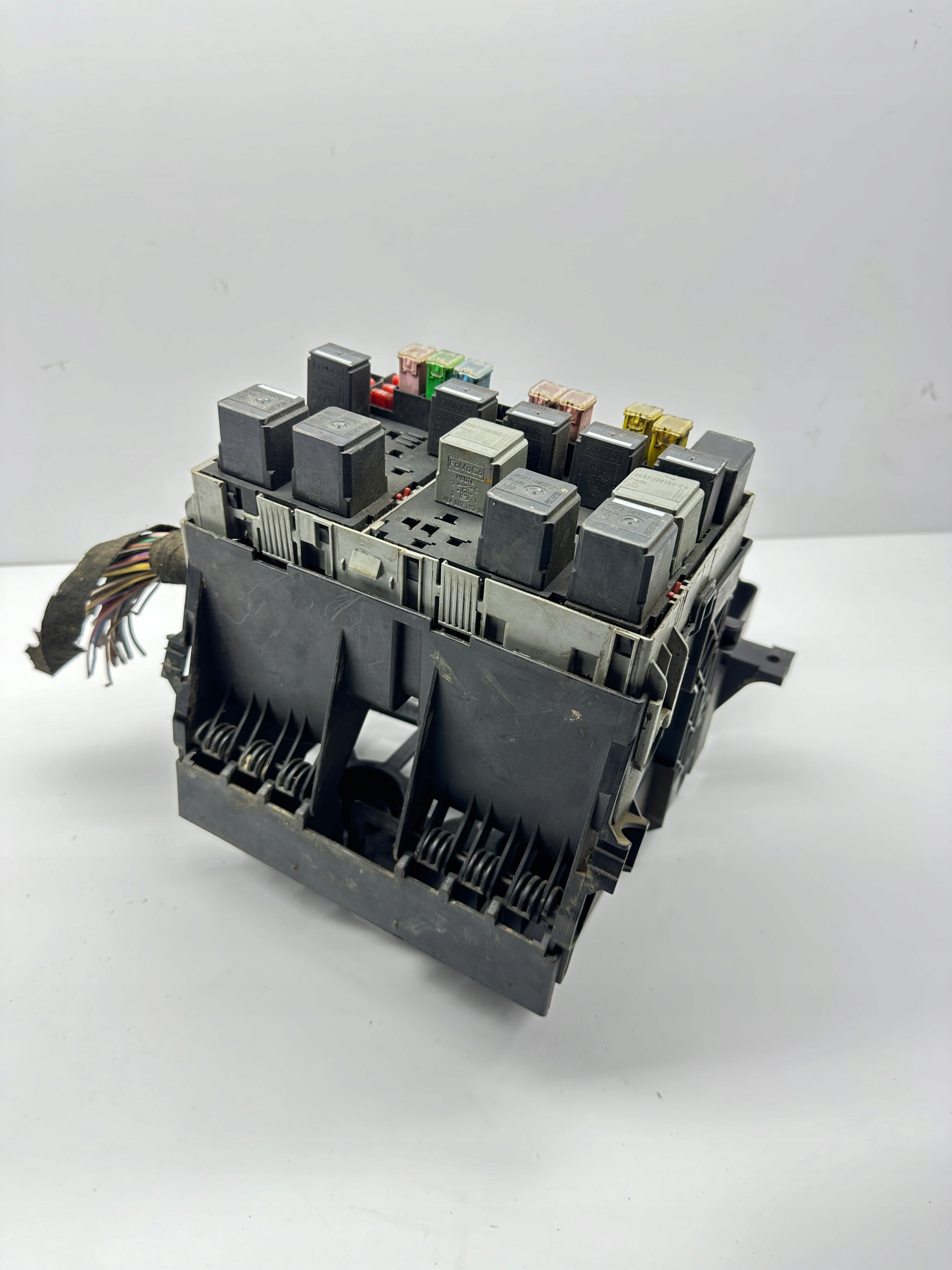 SKRZYNKA BEZPIECZNIKÓW FORD TRANSIT VII 6C1T14C445AB Numer katalogowy części 6C1T14C445AB