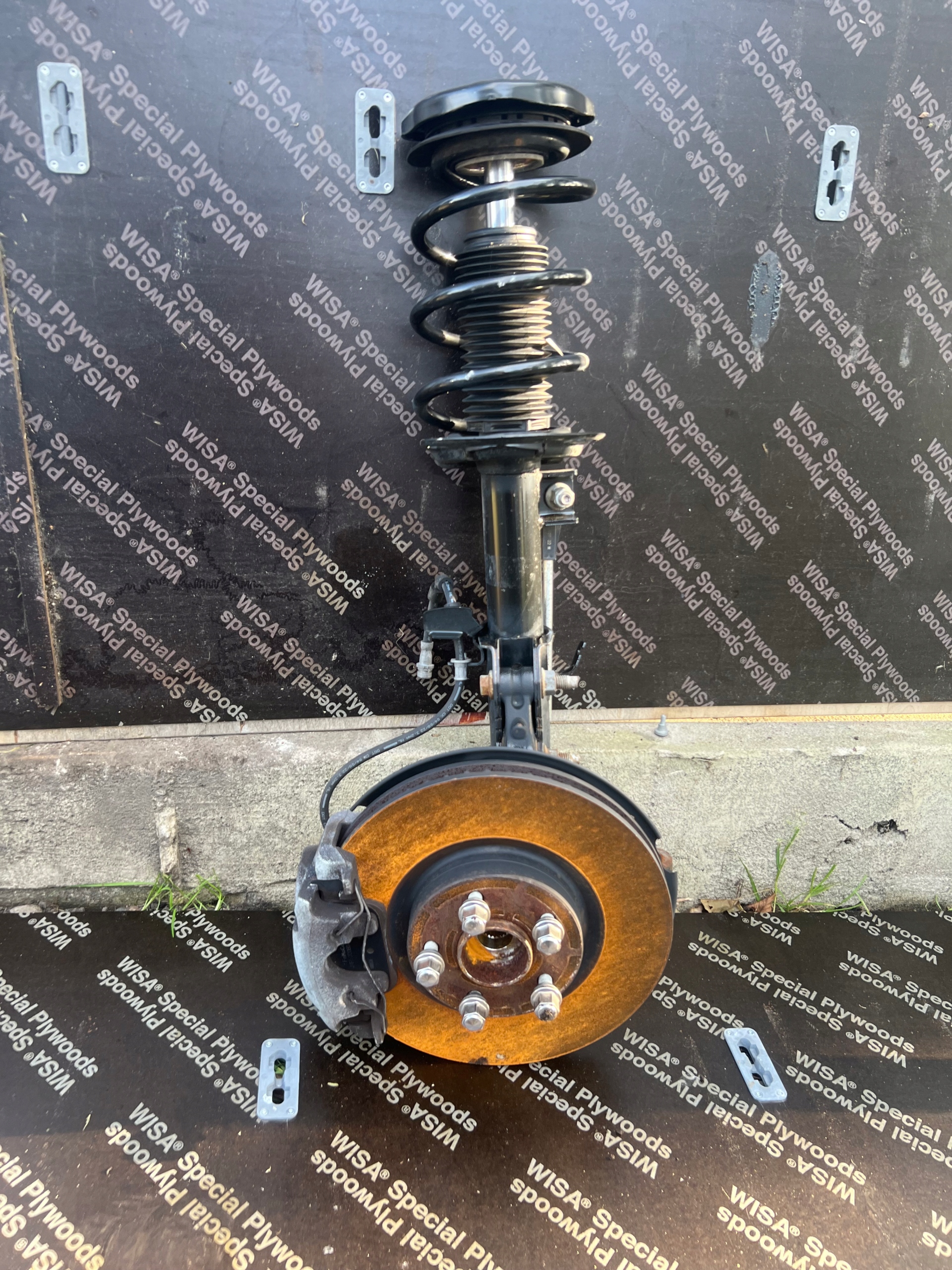 FORD KUGA MK3 поворотный кулак, цапфа стойка правая перед