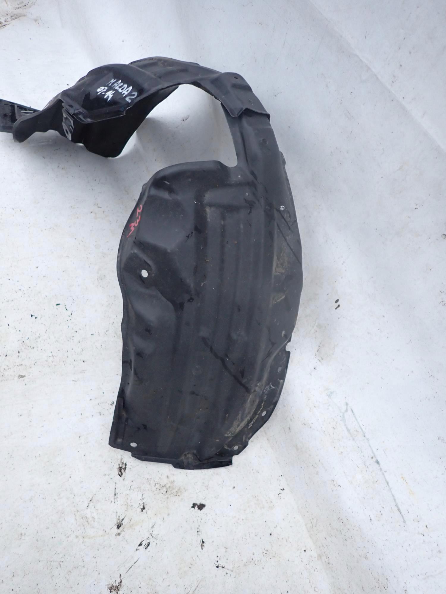 MAZDA 2 07-14 mudguard right front front