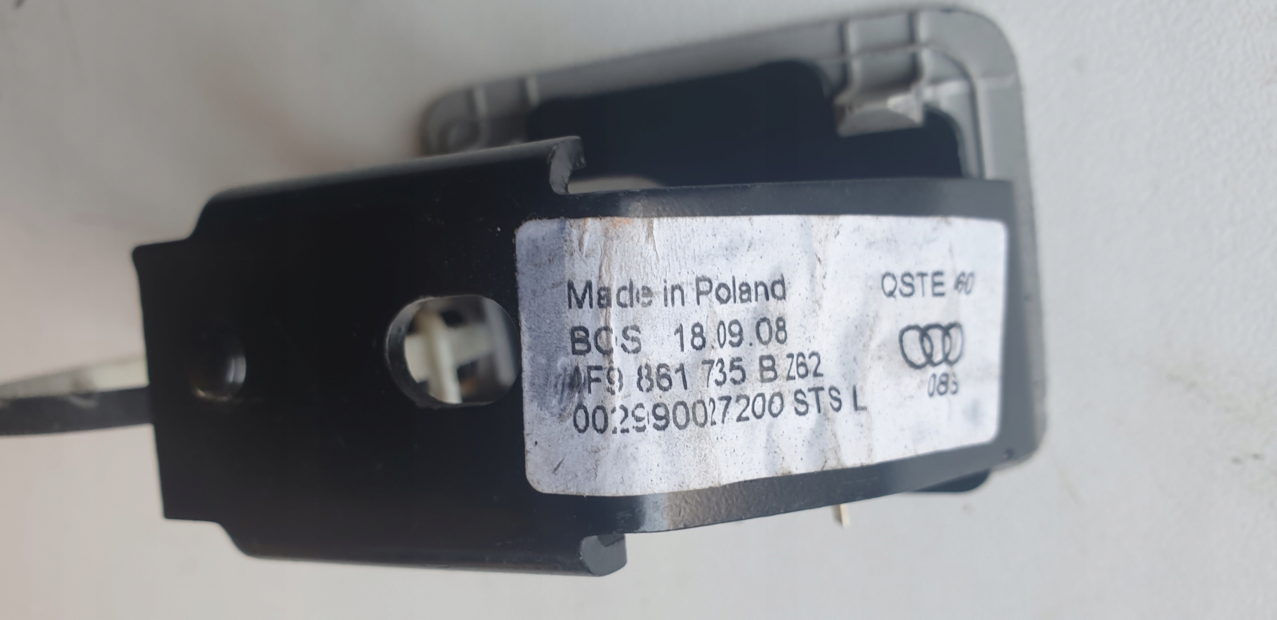 holder bracket hook ROLETY SIATKI AUDI A6 C6 4F OE