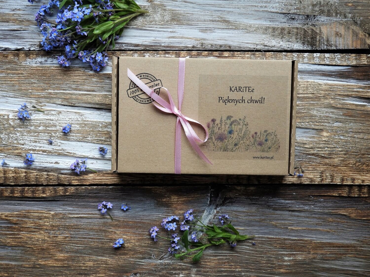 Naturalne woski sojowe Rajski Ogród Marka KARiTEe