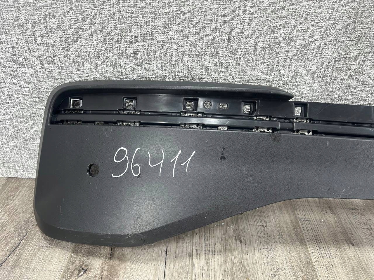 VW TAYRON 2024-> accessori paraurti posteriore 57L807521A