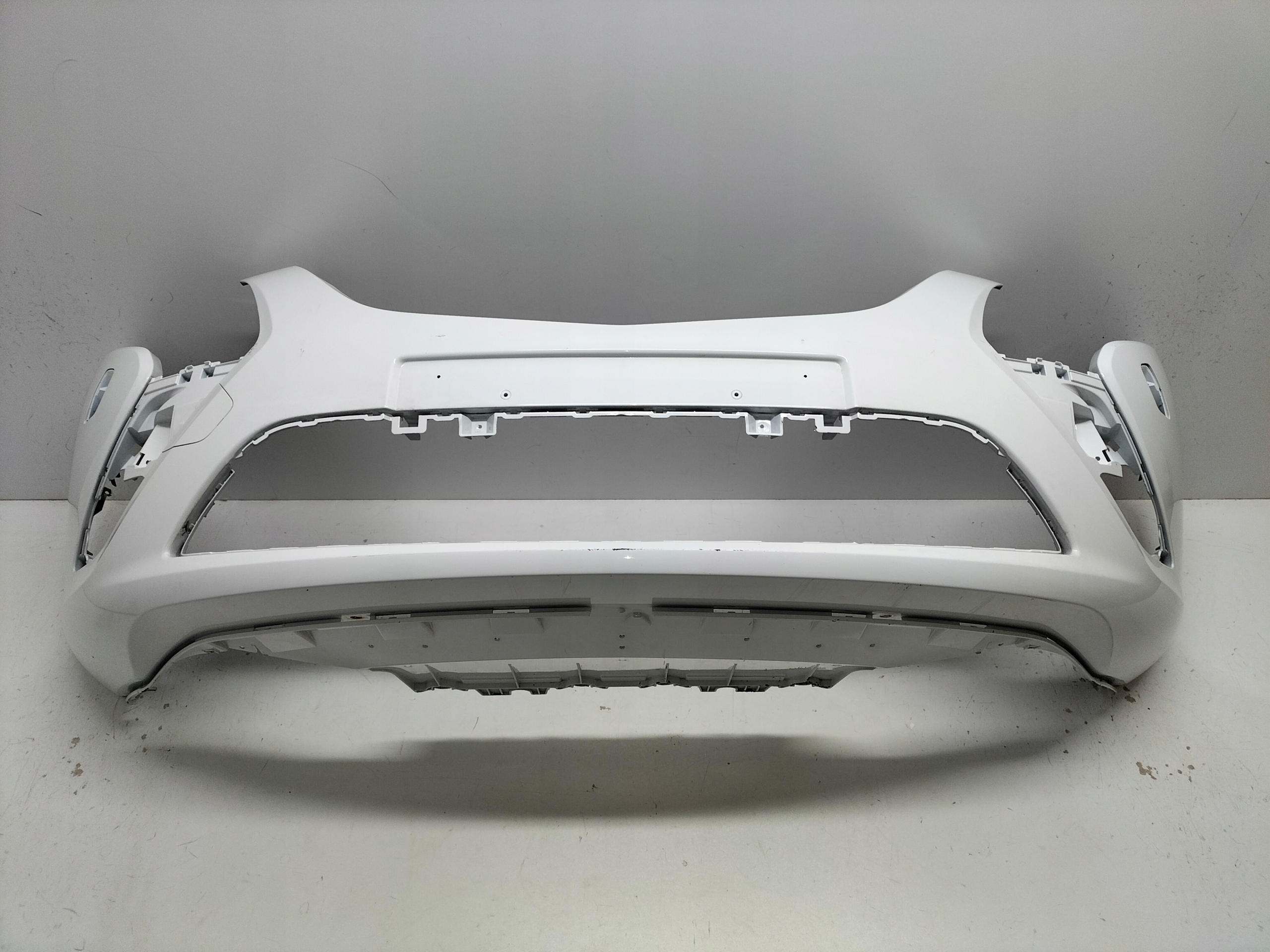 nárazník přední předek OPEL ZAFIRA C 11-16