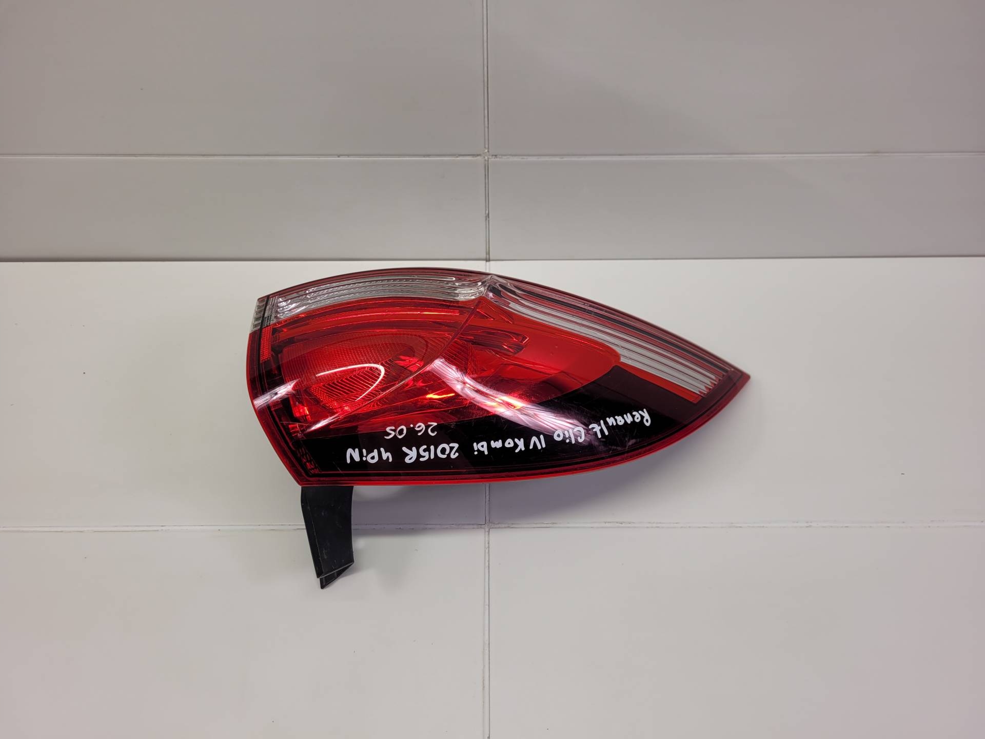 light rear left side Renault Clio 4 2015 265507408R