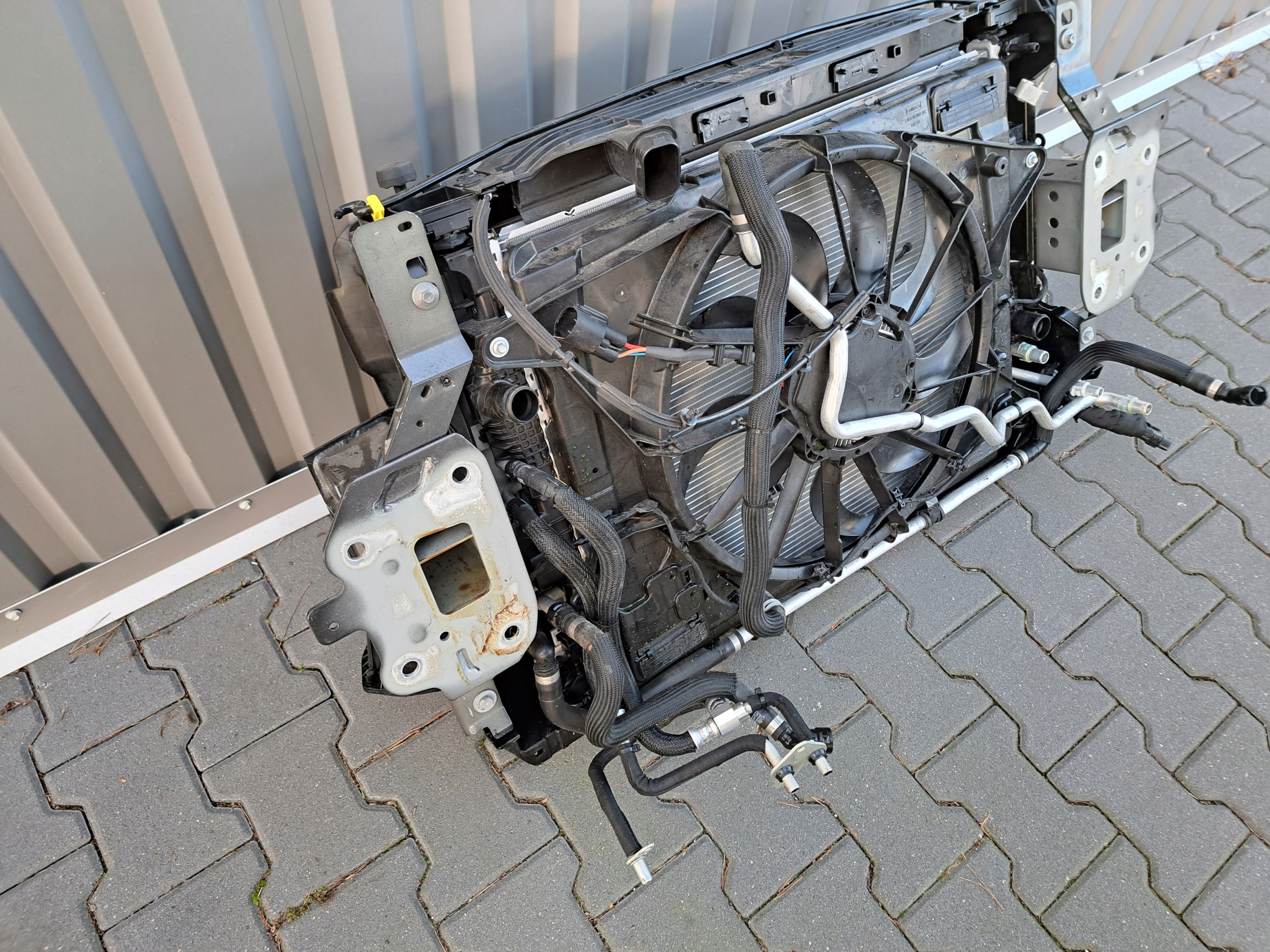 FORD KUGA III MK3 PAS PRZEDNI CHLODNICE BELKA 2.5 PHEV HYBRYDA 19- Jakość części (zgodnie z GVO) Q - oryginał z logo producenta części (OEM, OES)