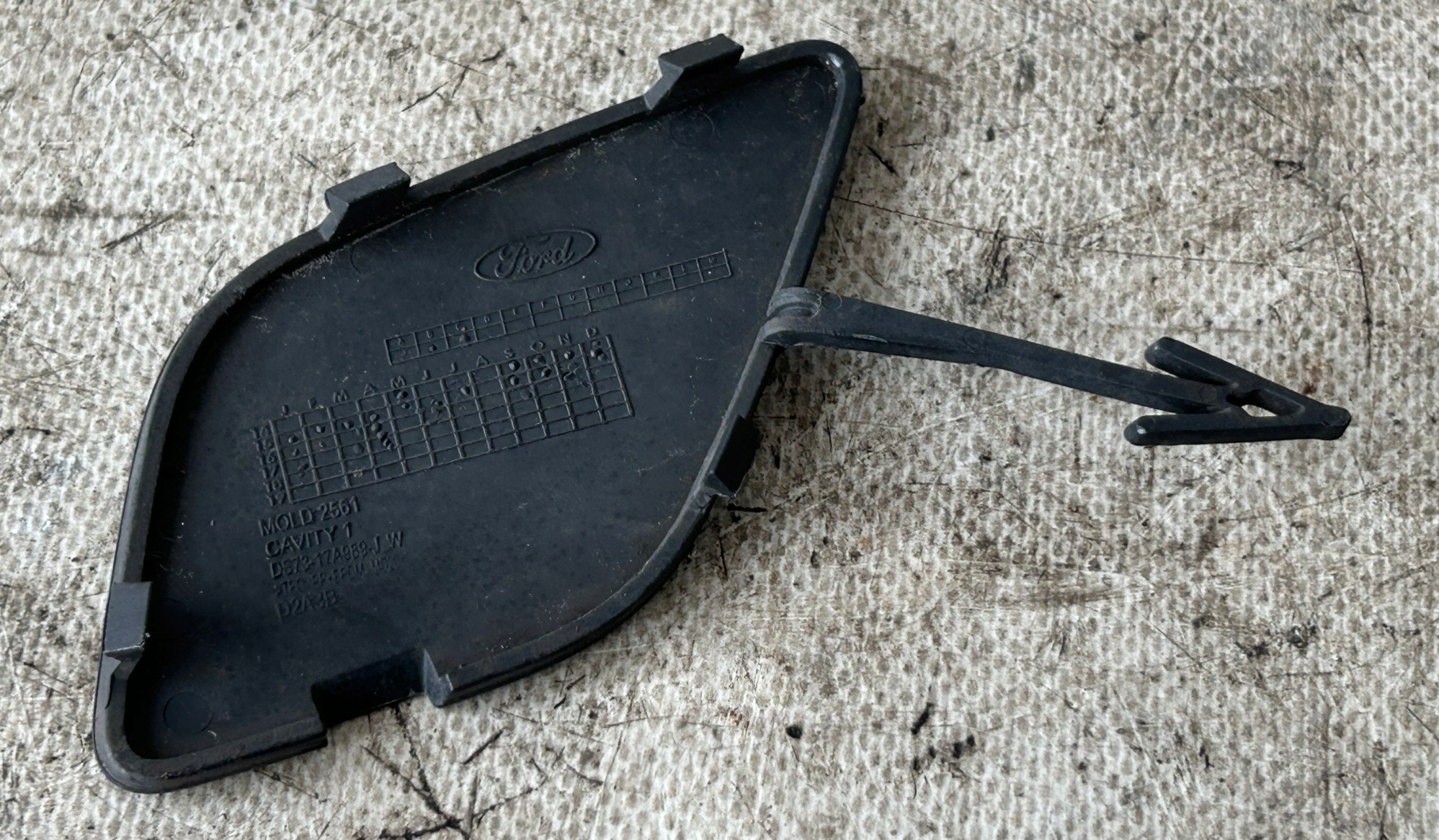 towing hook cap front FORD MONDEO MK5 DS73-17A989-JW