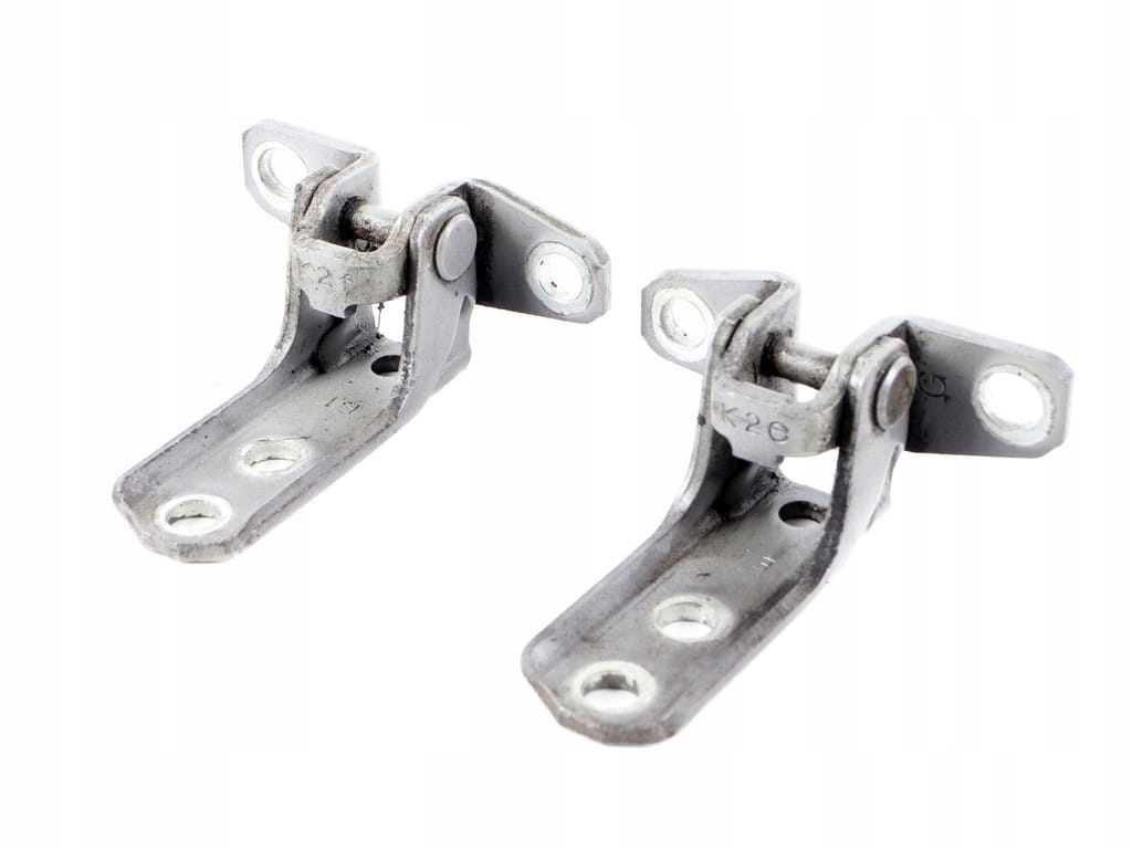 ZAWIASY DRZWI PRZEDNICH LEWY PRAWY DOLNY OUTLANDER