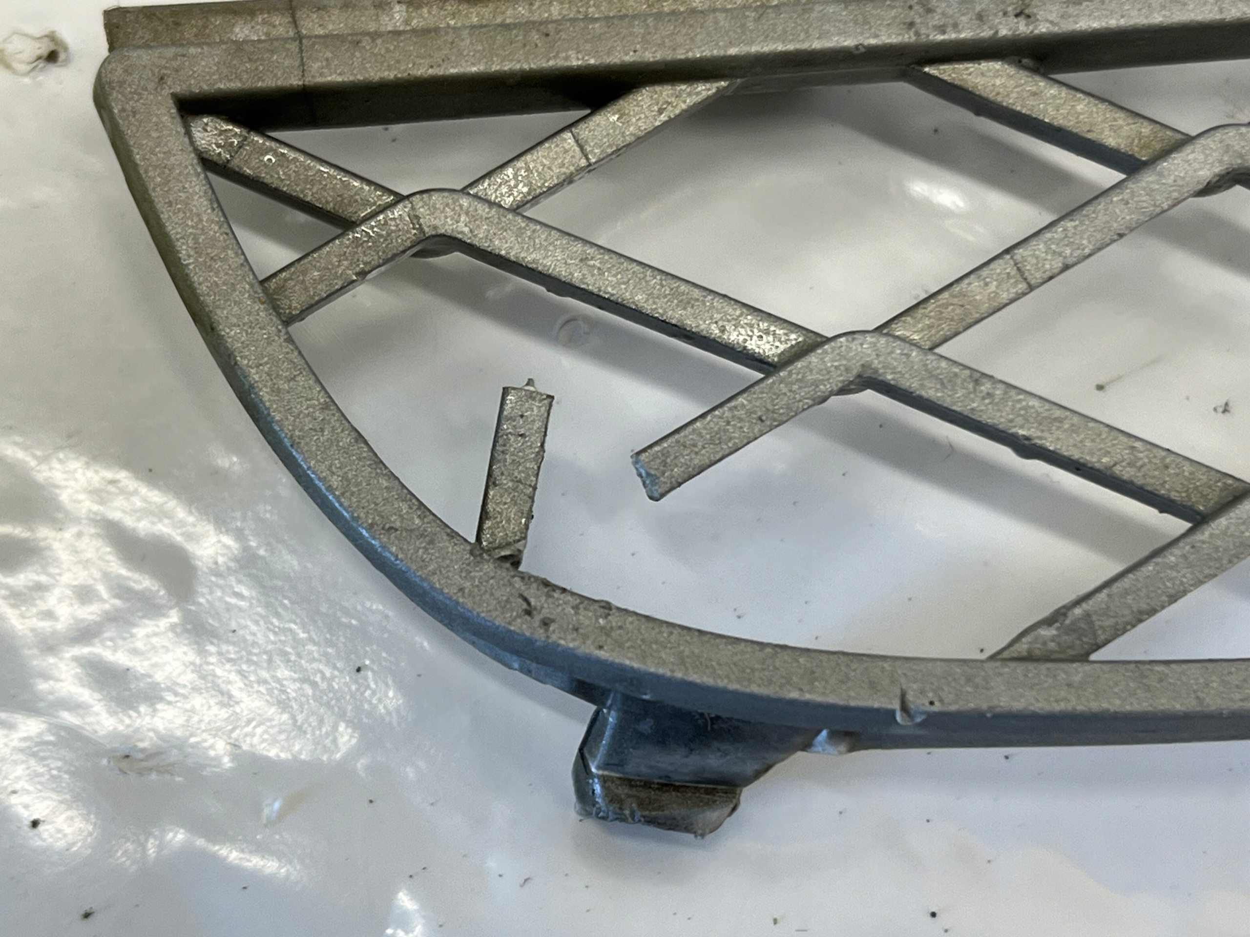 BMW X5 E70 LCI moulding grid central of a bumper front 7159597
