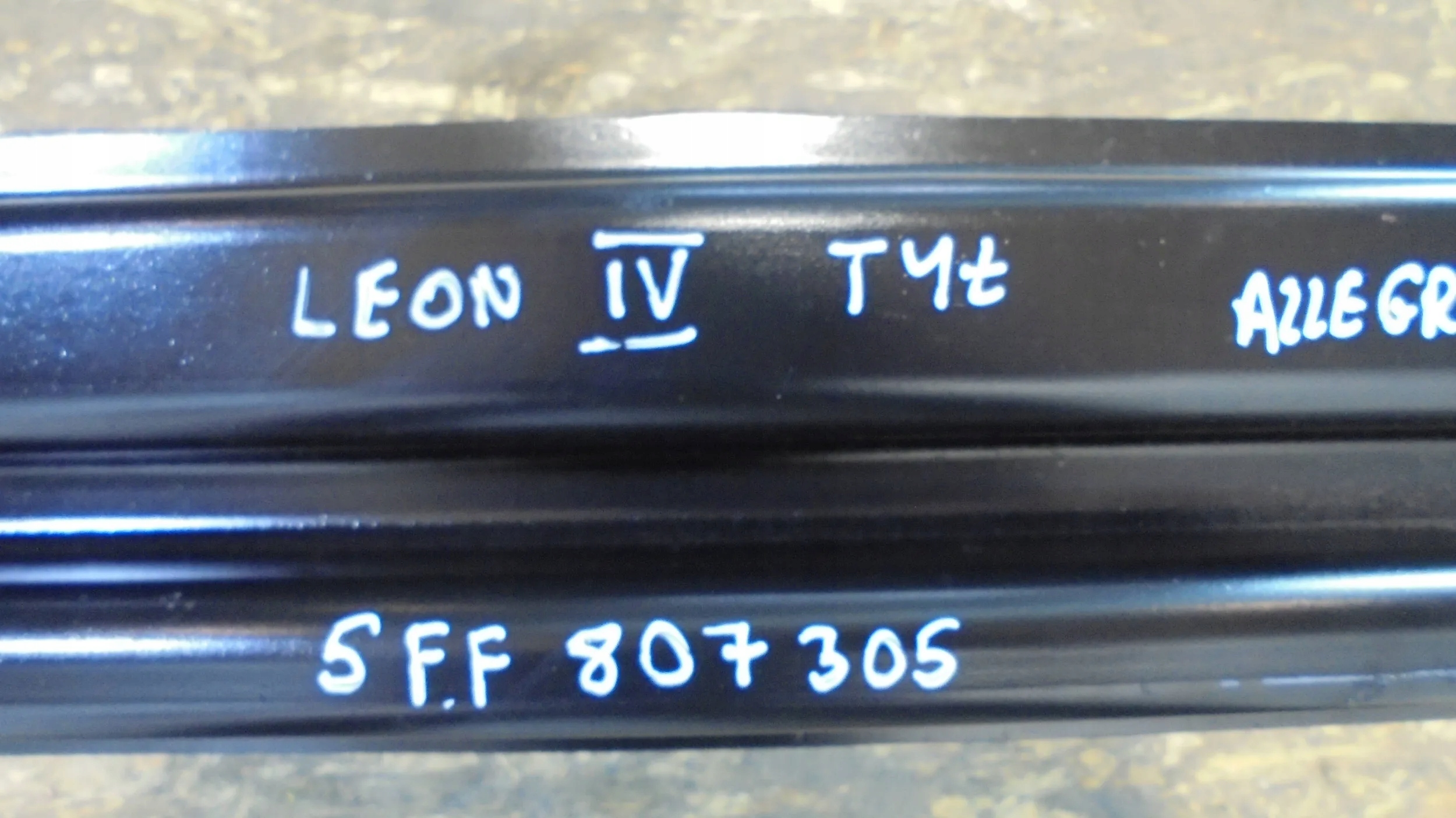 bumper support rear part Seat Leon IV