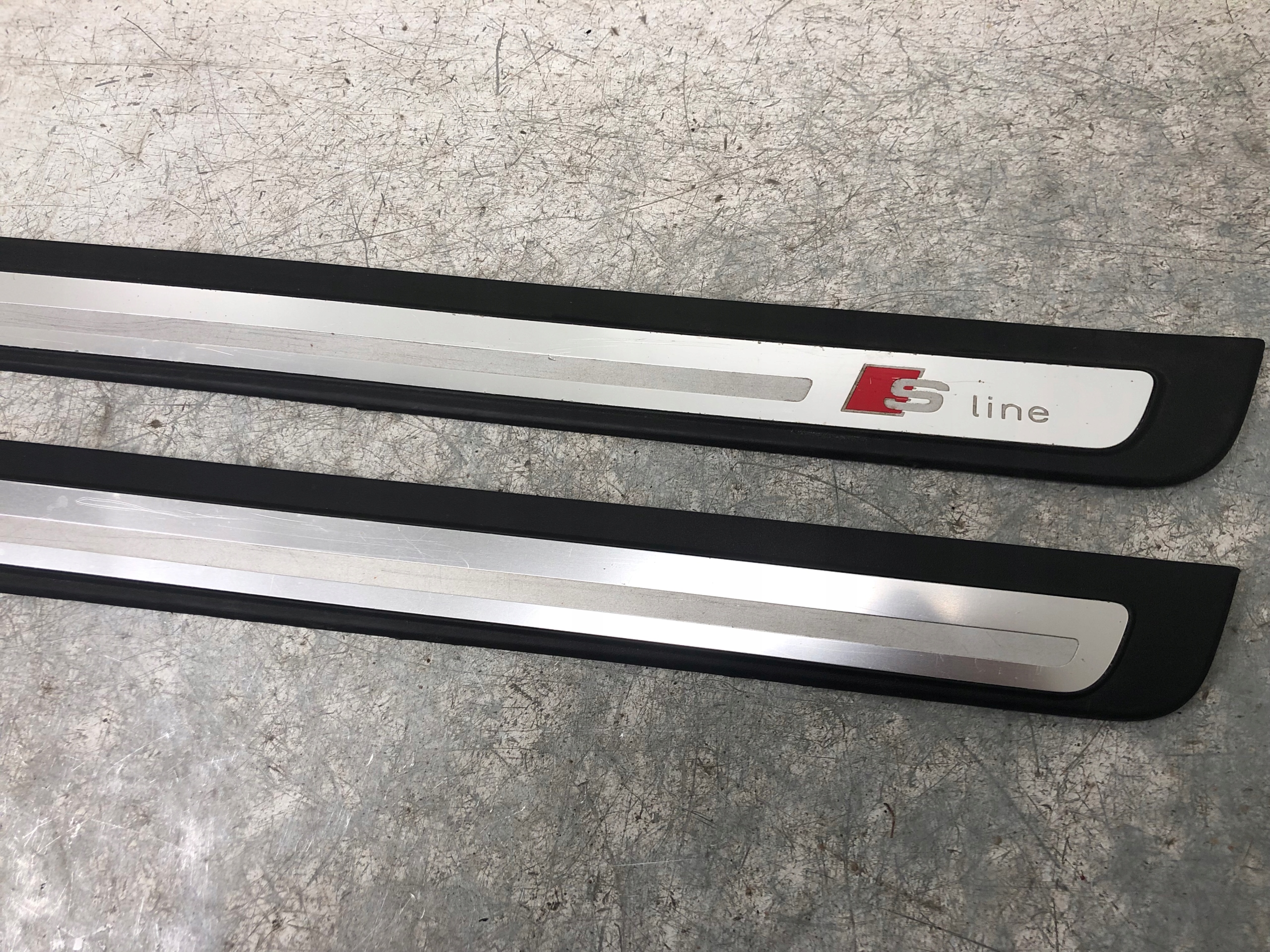 moulding threshold S-LINE AUDI A5 COUPE KOMPLET