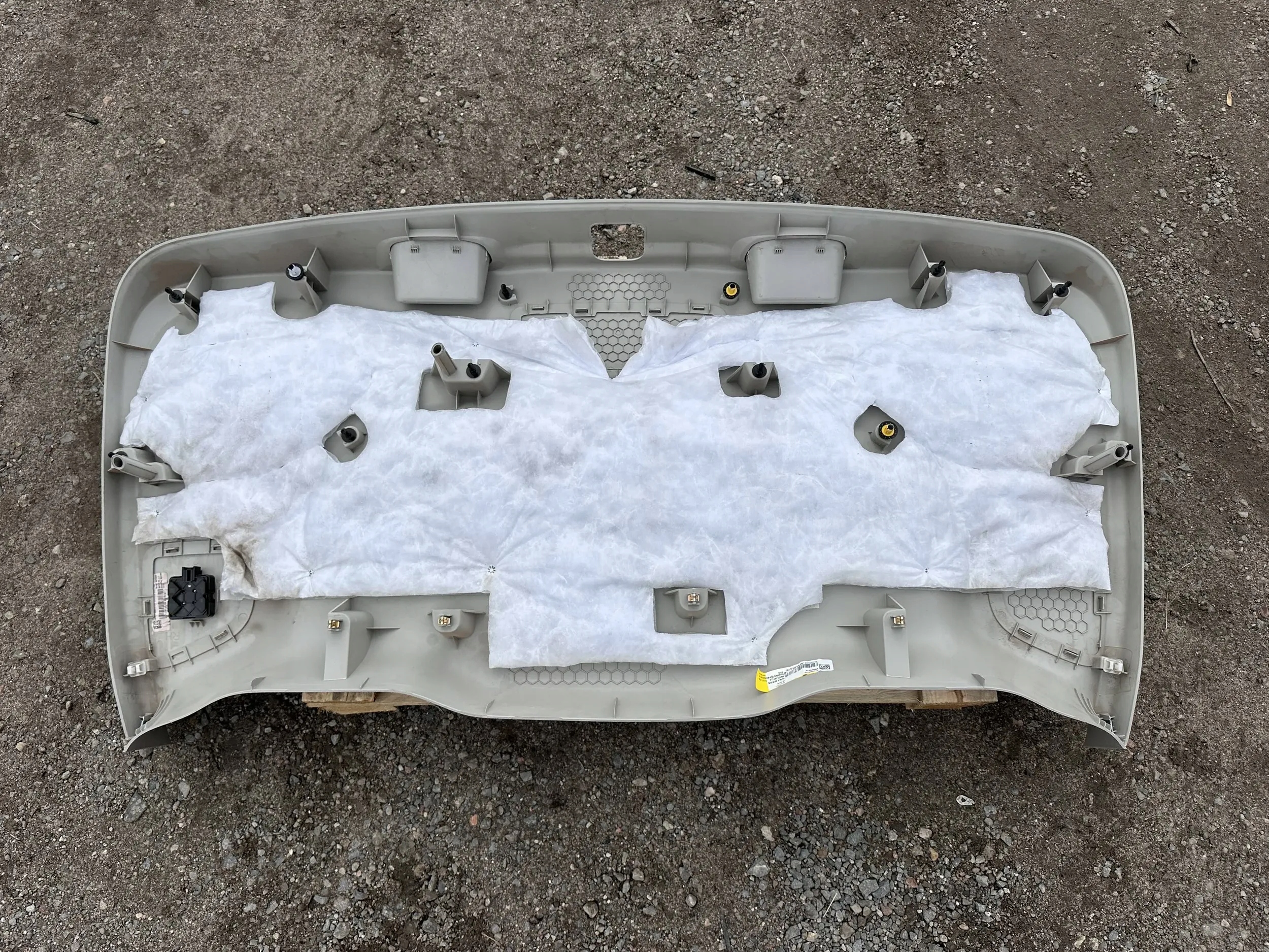 side cover bonnet boot side frame Chrysler Pacifica 2017 - 2021