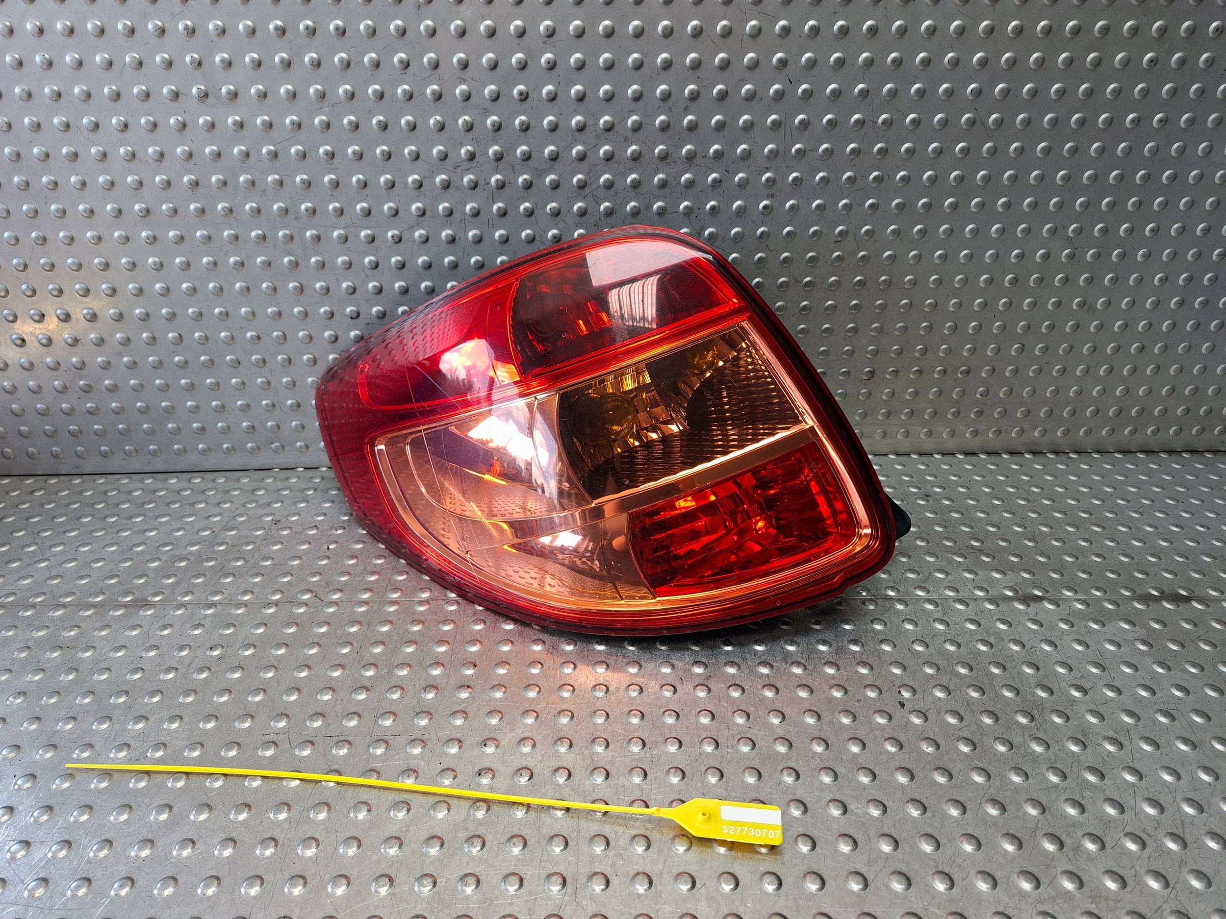 light rear part left SUZUKI SX4 SEDICI 06- EU