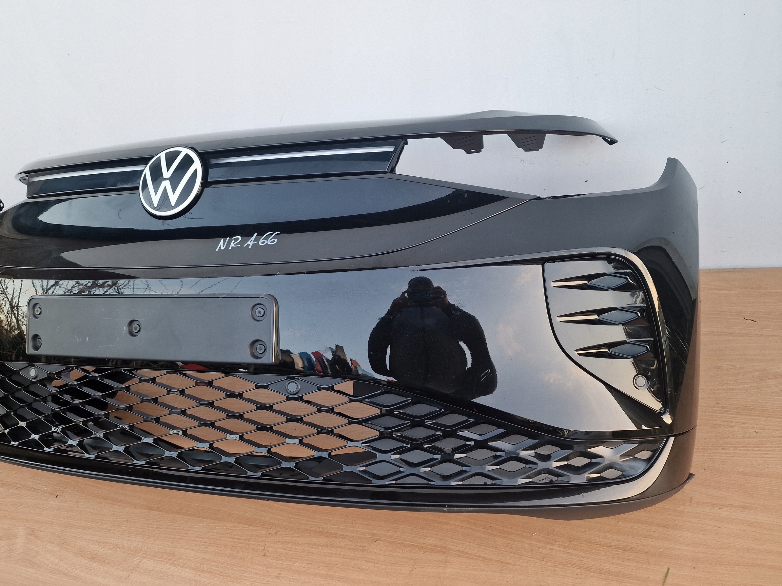 VW ID4 GTX bumper front RADAR LEDY sensors DRL