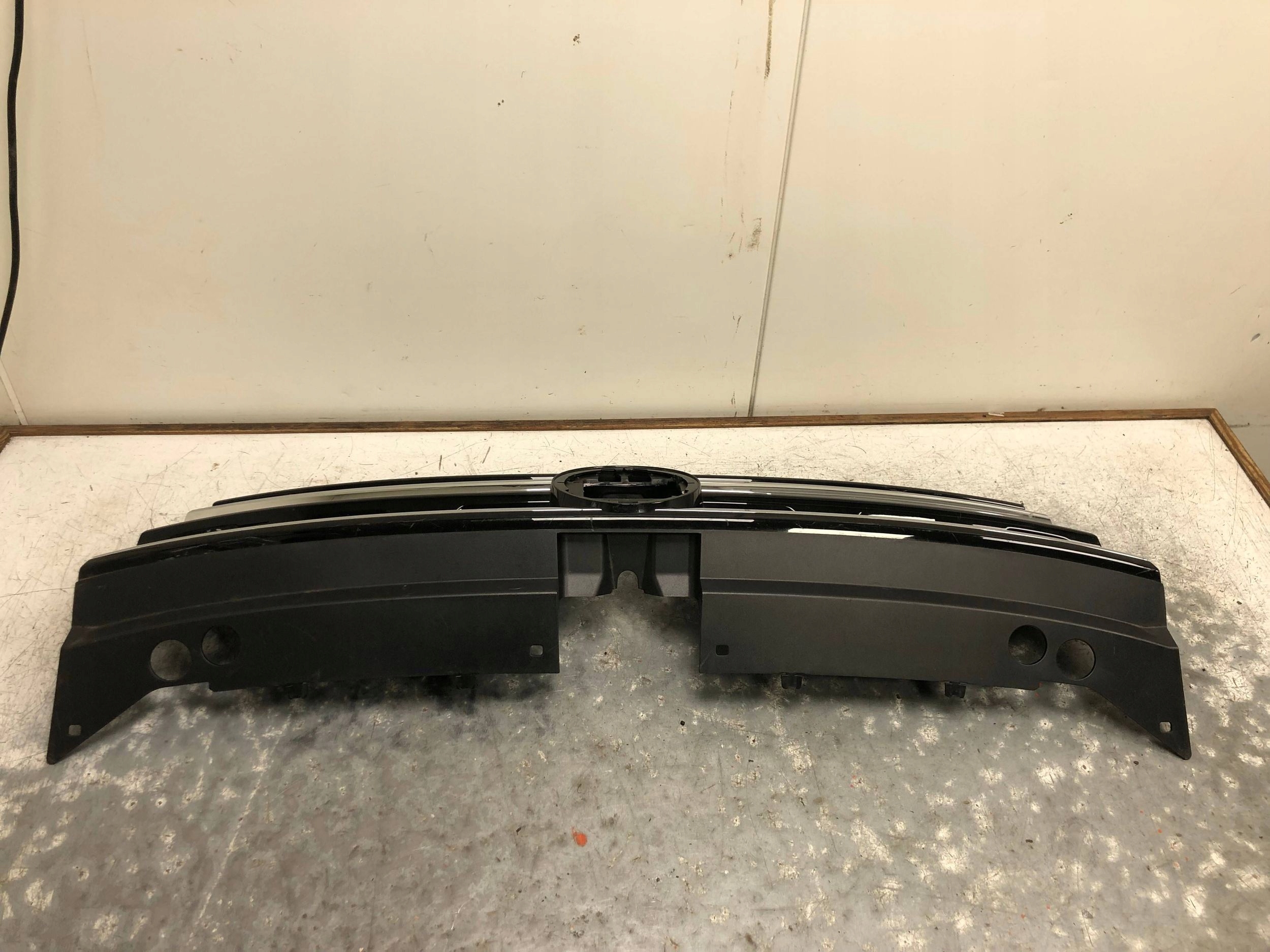 Grill Grill VW TIGUAN II 5NA