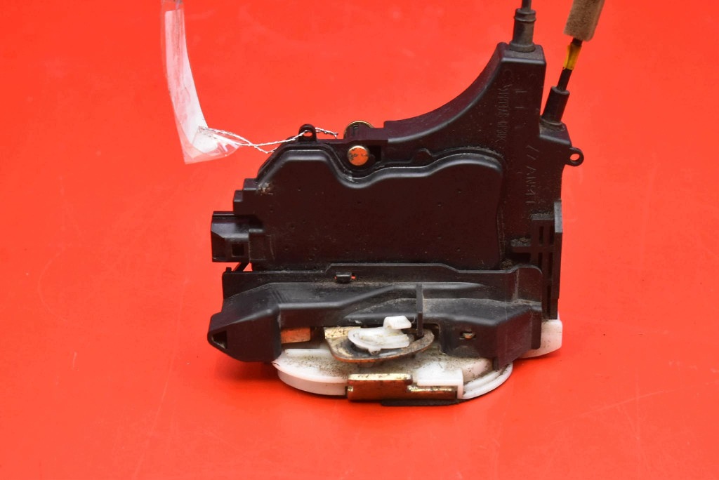 lock door left front front EU MITSUBISHI GRANDIS 1 and 03-11
