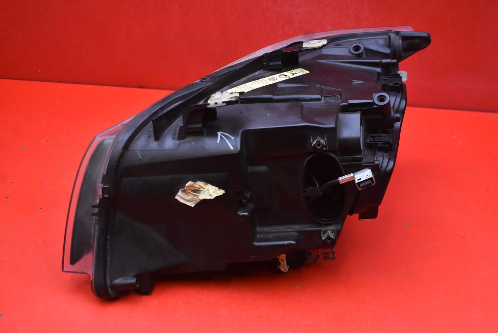 REFLEKTOR right light front lens XENON EU BMW E90 E91 04-10