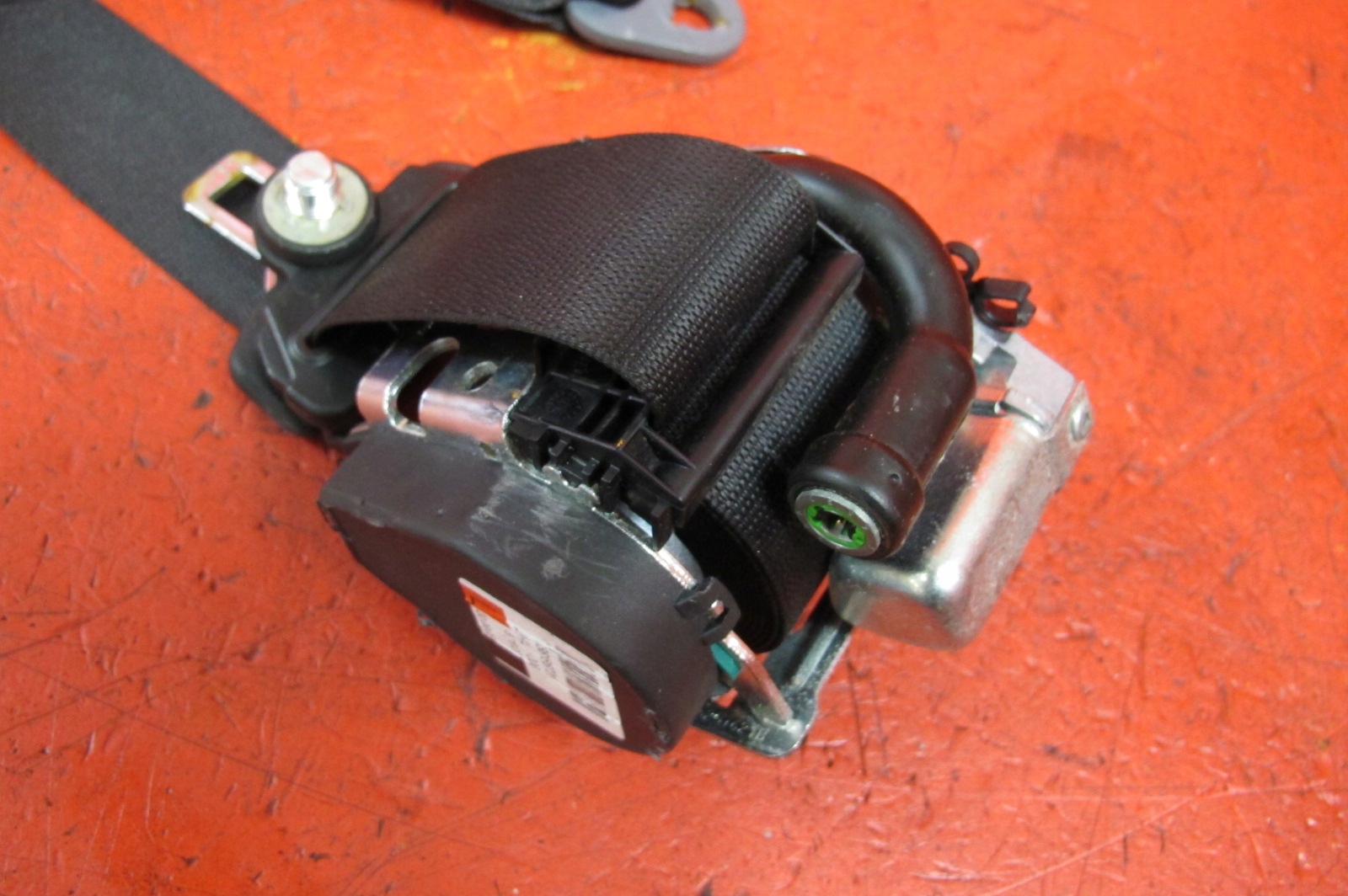 Chrysler CROSSFIRE tension belt safety left front front 566186701