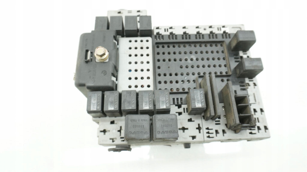 volvo V70 II блок предохранителей модуль CEM S80 и S60 30682664