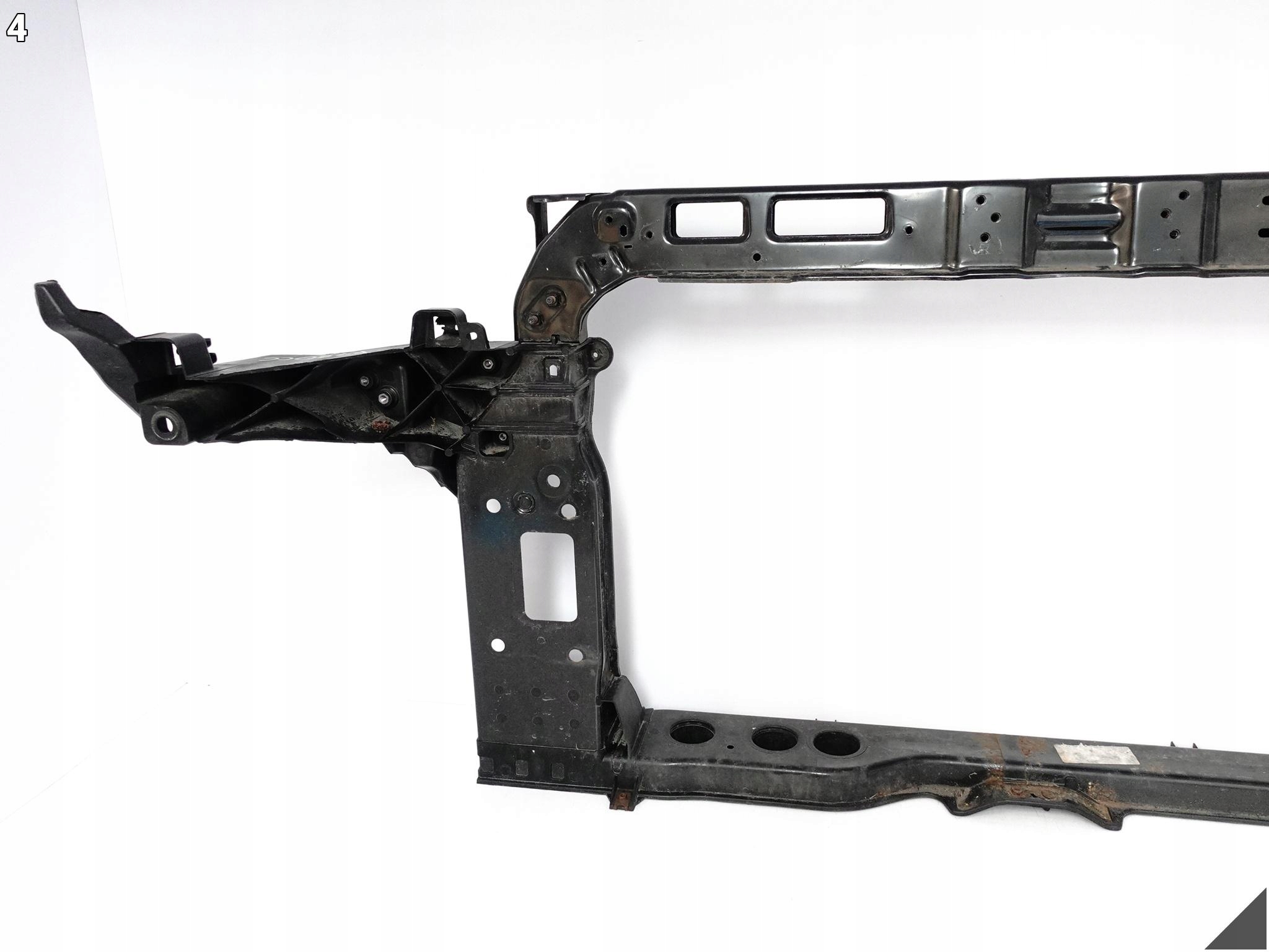 HYUNDAI TUCSON III 3 15-20 bar, wall front front 64101-D7000