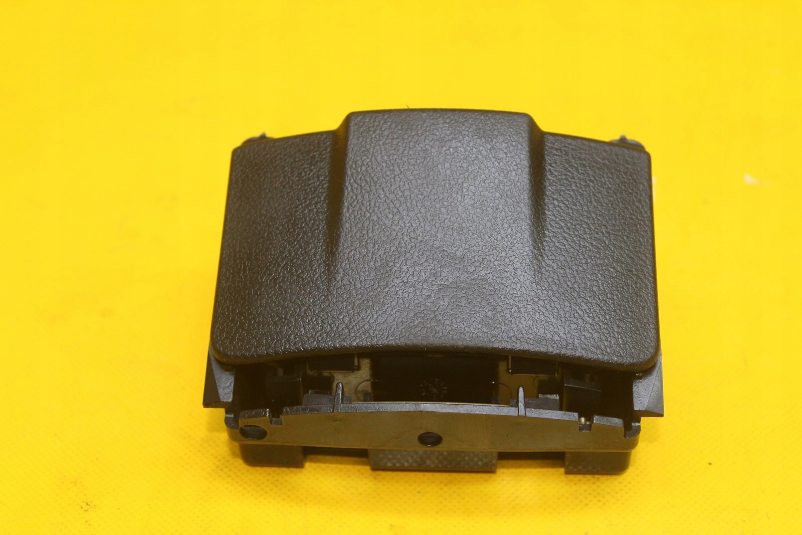 ПЕПЕЛЬНИЦА ЗАДНЯЯ MONDEO MK4 1140960A