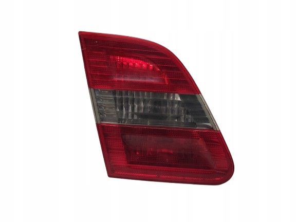 MERCEDES B W245 05- LAMPA LEWA TYŁ W KLAPĘ