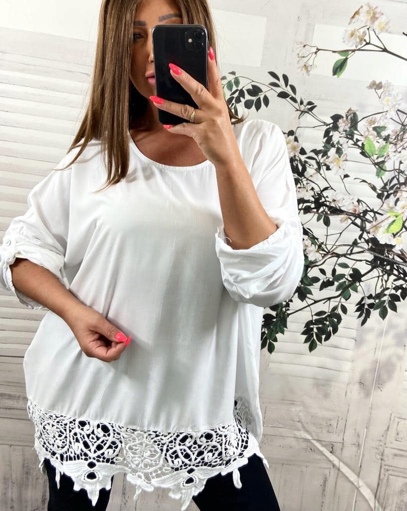 B1013 BLUZKA GŁADKA WYKOŃCZONA KORONKĄ r. 52 (6XL) Marka Genesy